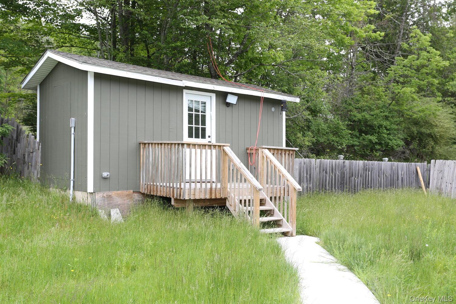 17 Harvard Square, Woodridge, NY 12789