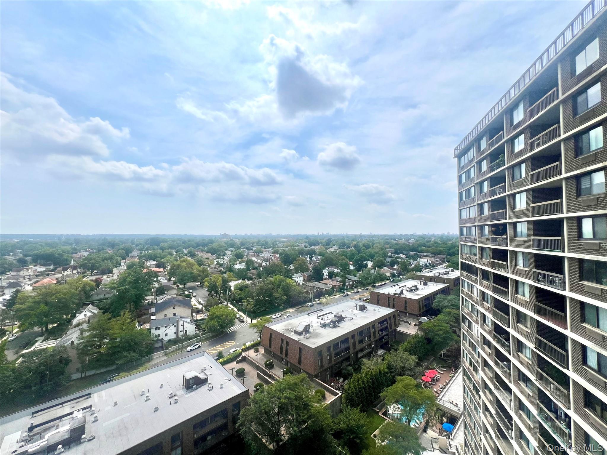 2 BAY CLUB Drive # 18F, Bayside, NY 11360