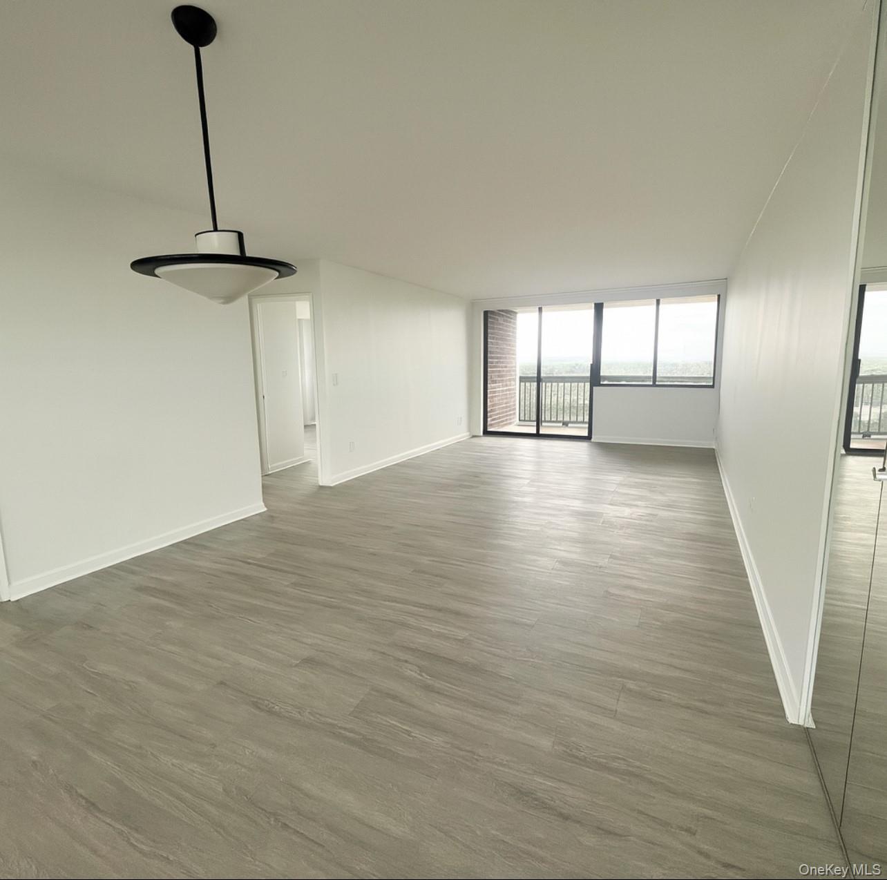 2 BAY CLUB Drive # 18F, Bayside, NY 11360