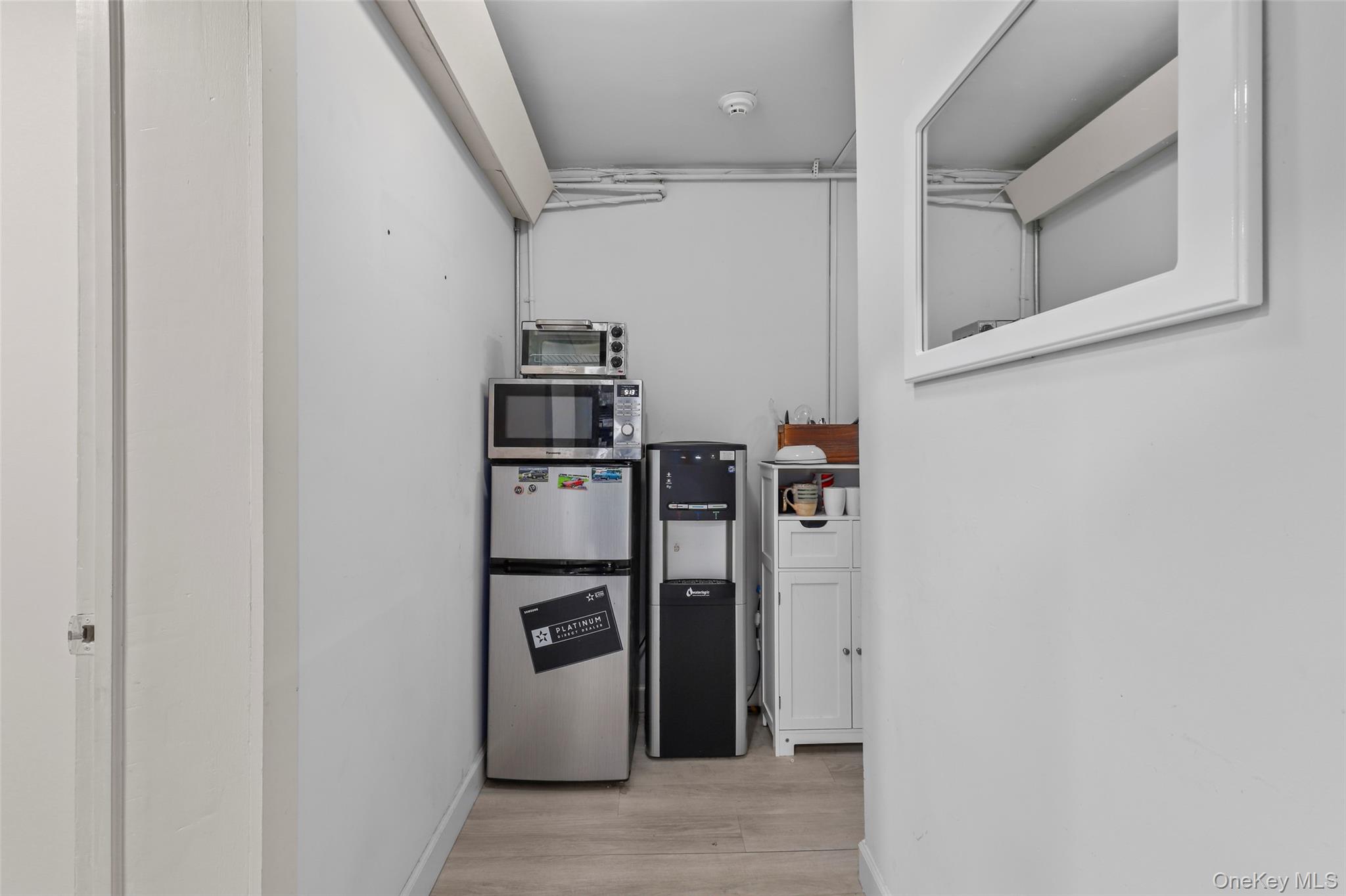 1050 Mamaroneck Avenue, Mamaroneck, NY 10543