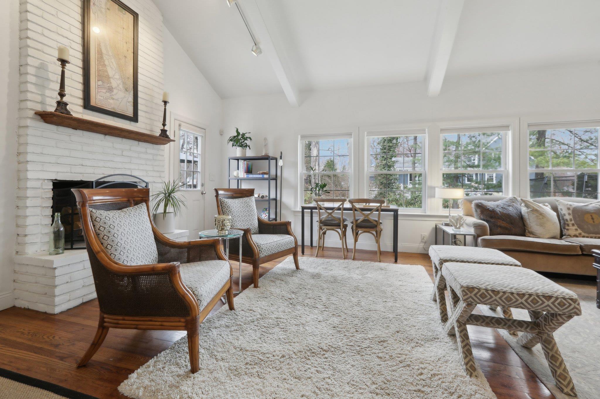 52 Stony Run, New Rochelle, NY 10804