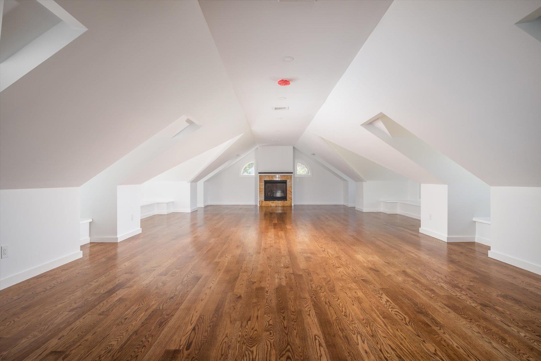 67 3rd Street, Garden City, NY 11530