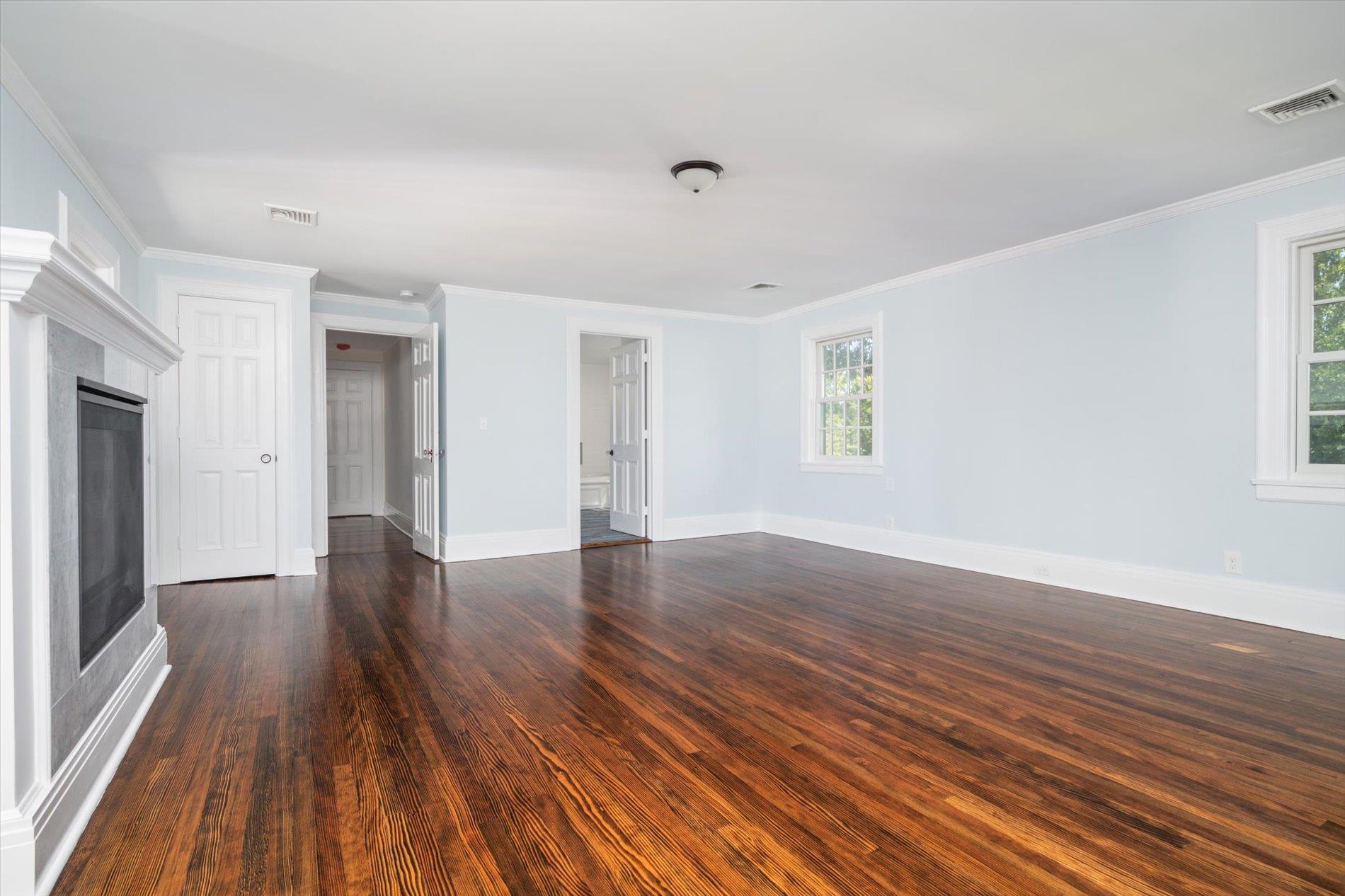 67 3rd Street, Garden City, NY 11530