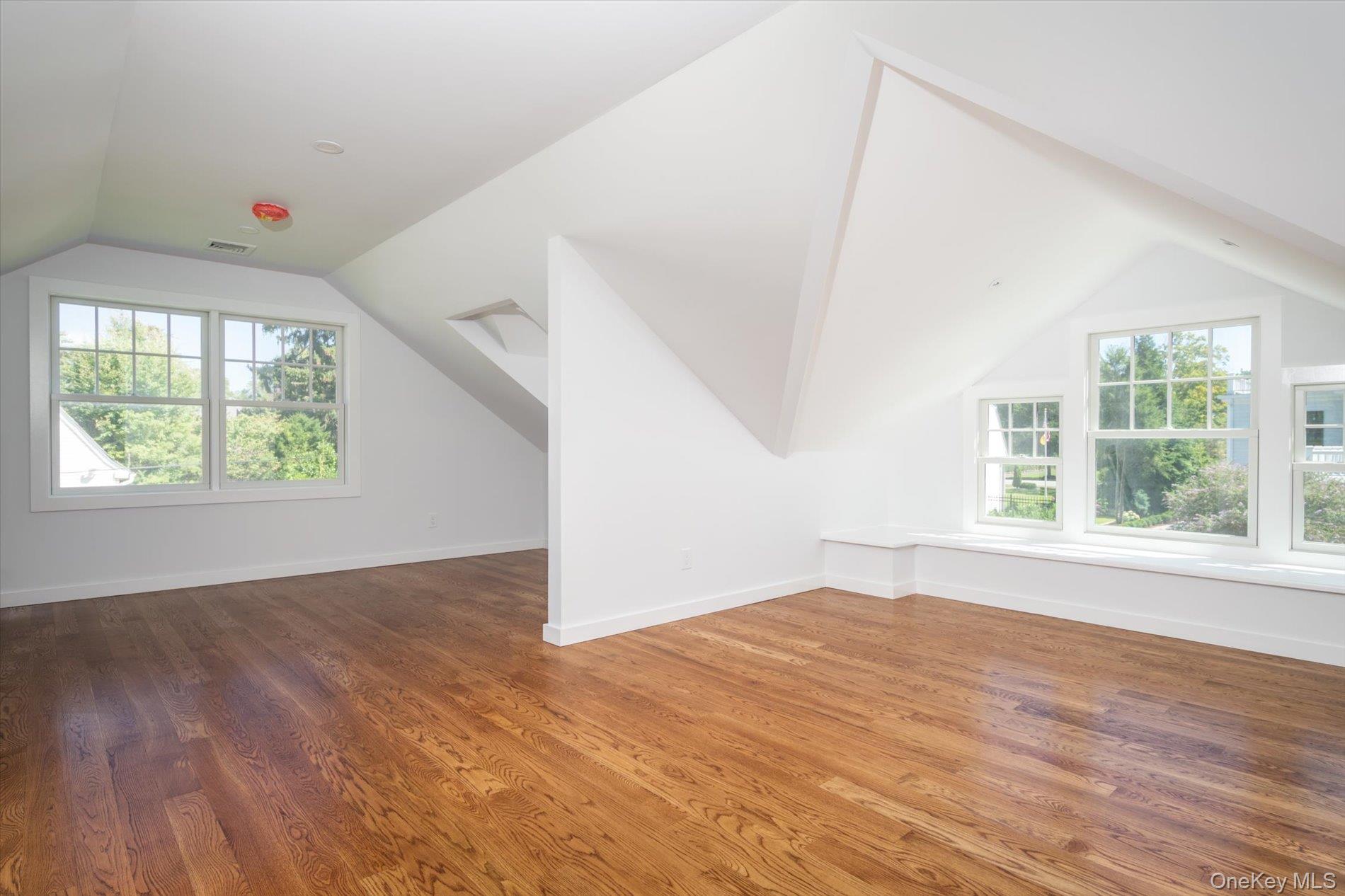 67 3rd Street, Garden City, NY 11530