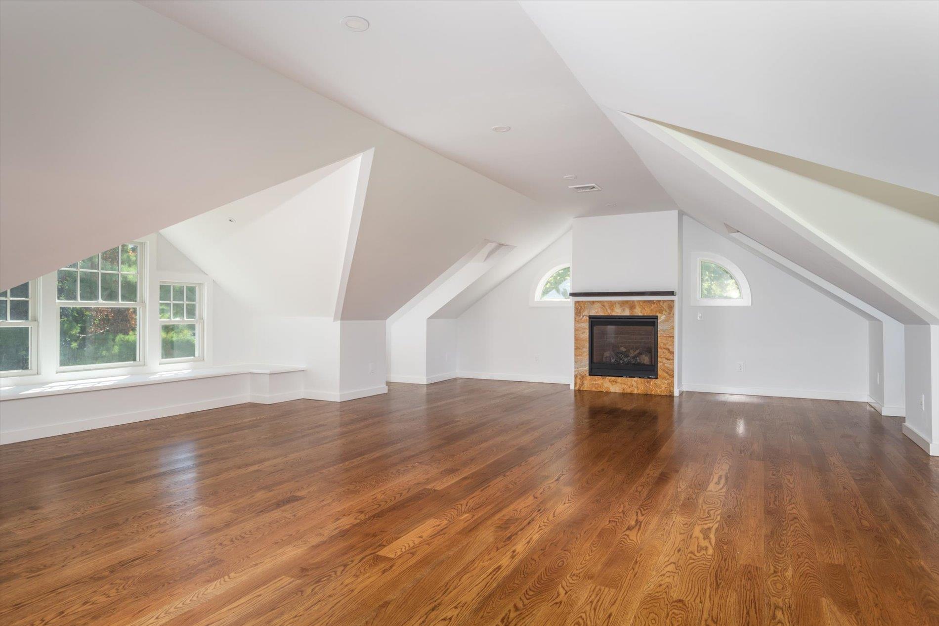 67 3rd Street, Garden City, NY 11530