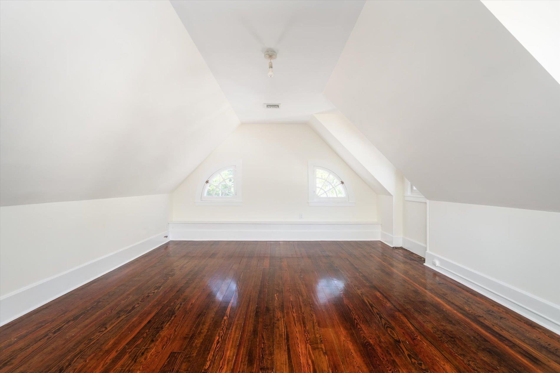 67 3rd Street, Garden City, NY 11530