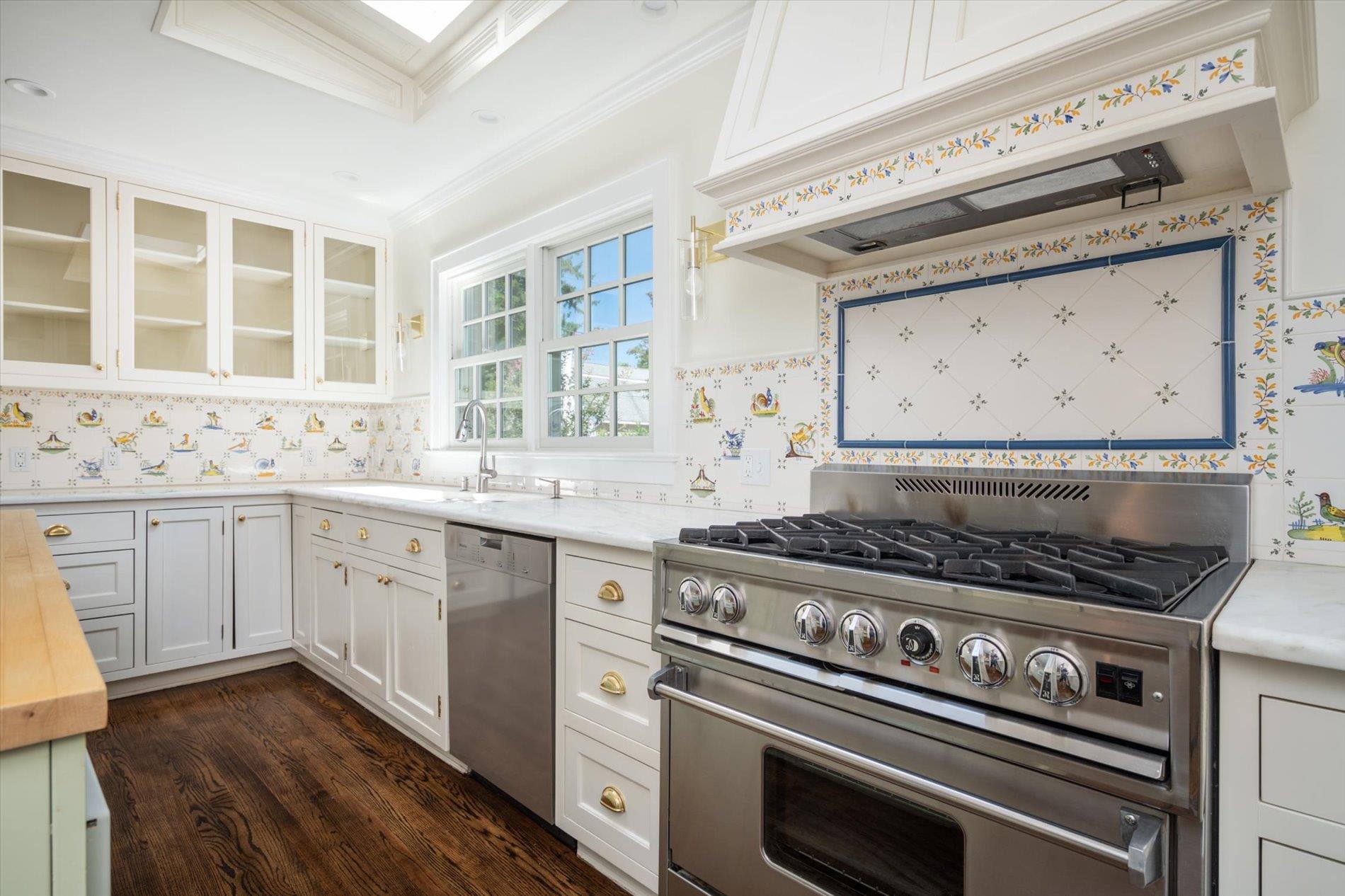 67 3rd Street, Garden City, NY 11530