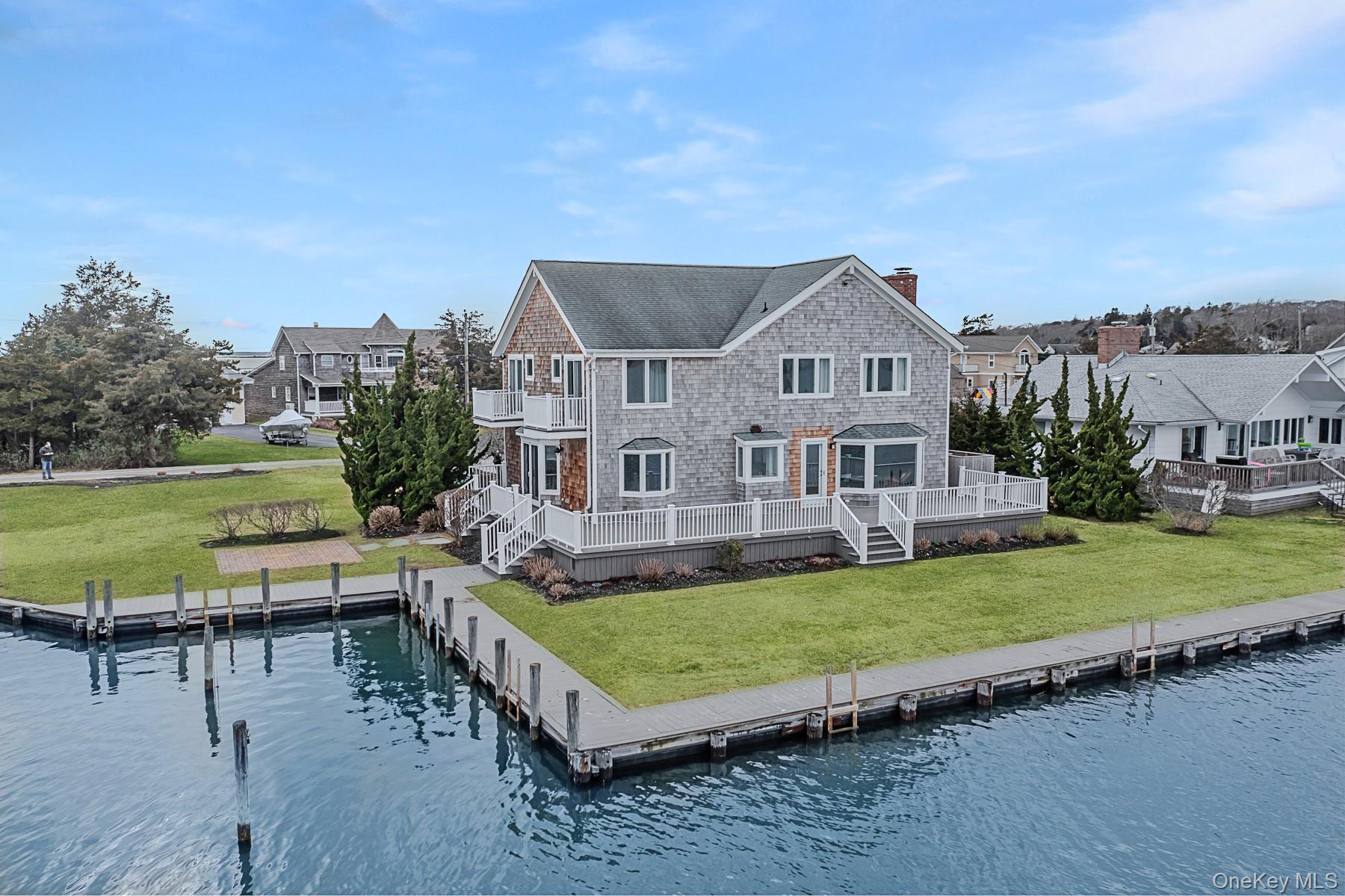 370 Fishermans Beach Road, Cutchogue, NY 11935