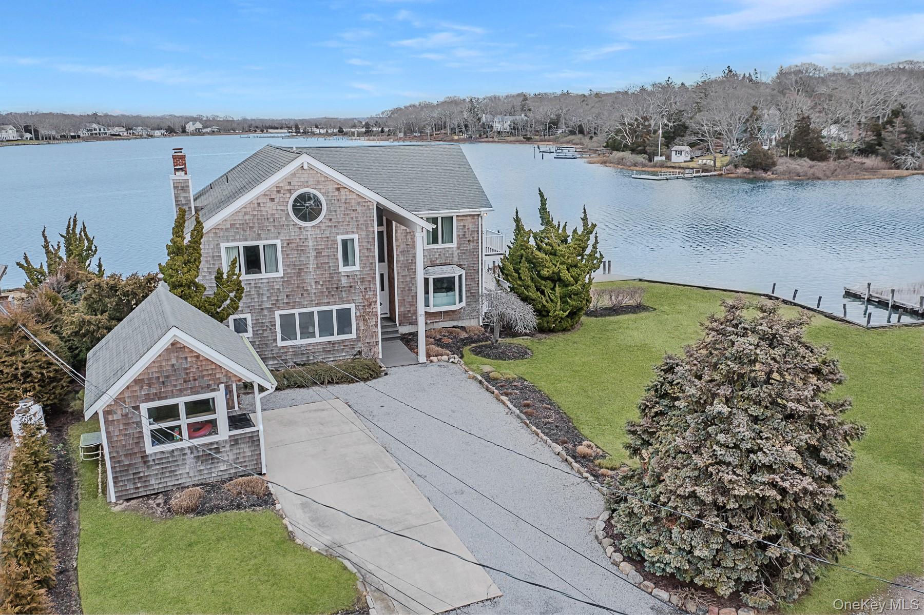 370 Fishermans Beach Road, Cutchogue, NY 11935