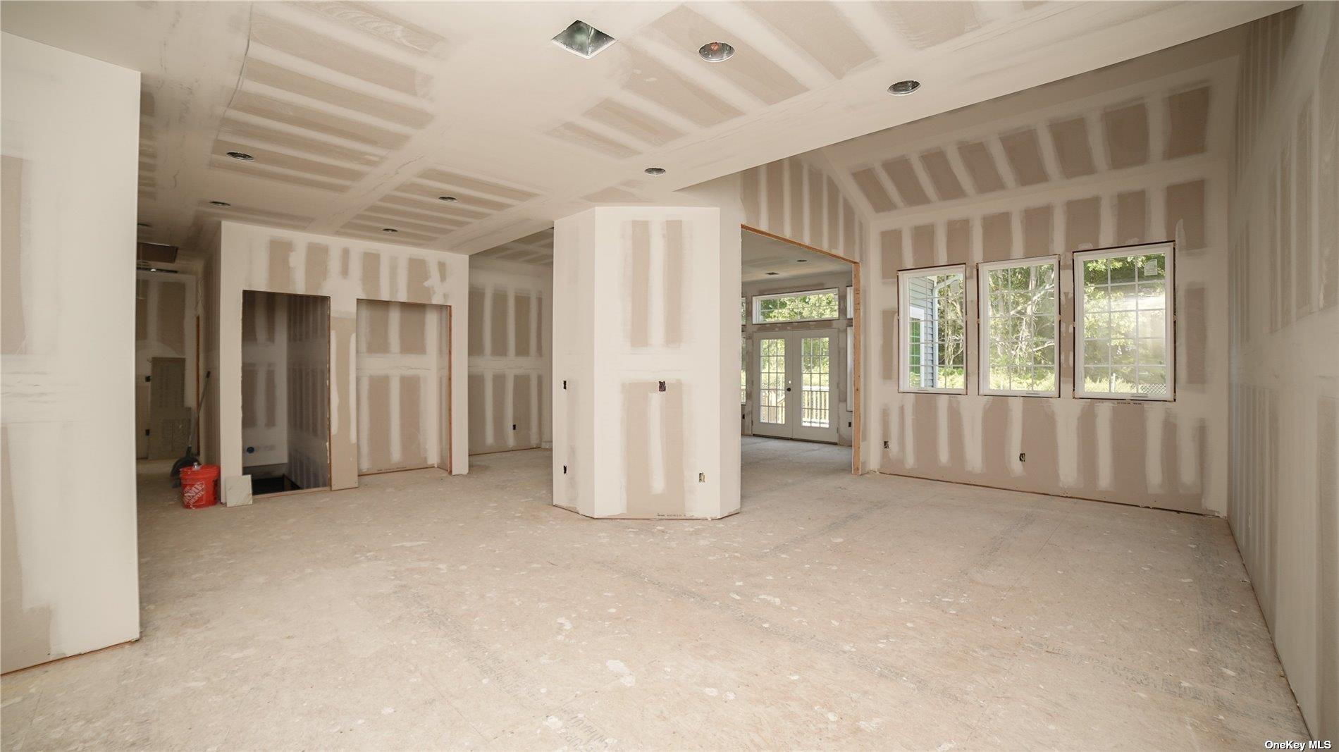 3 Primrose Lane # 3, Islandia, NY 11749