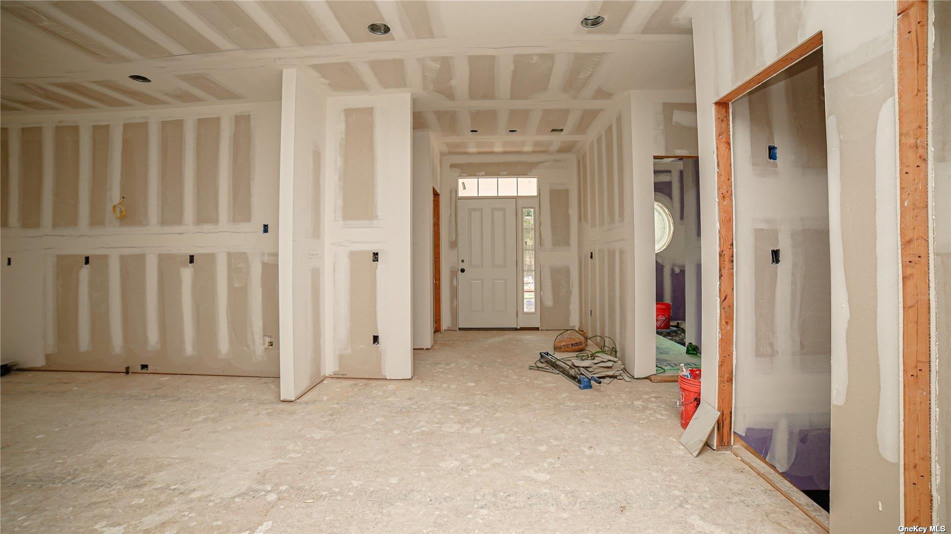 3 Primrose Lane # 3, Islandia, NY 11749