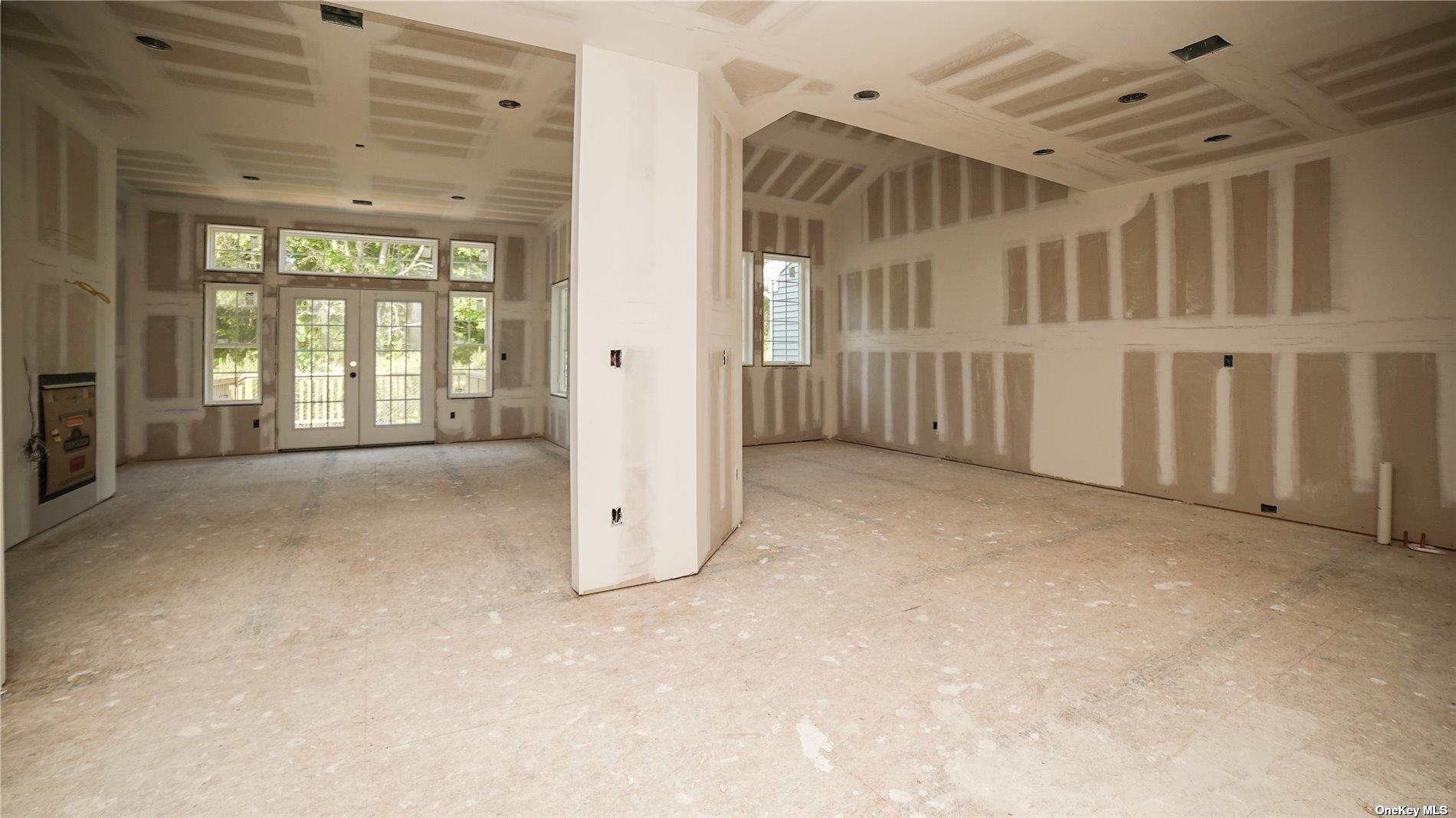 3 Primrose Lane # 3, Islandia, NY 11749