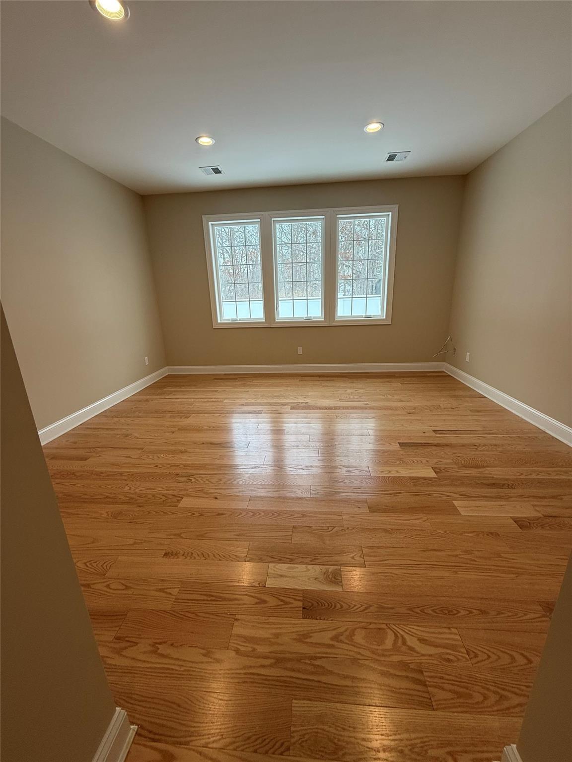 3 Primrose Lane # 3, Islandia, NY 11749