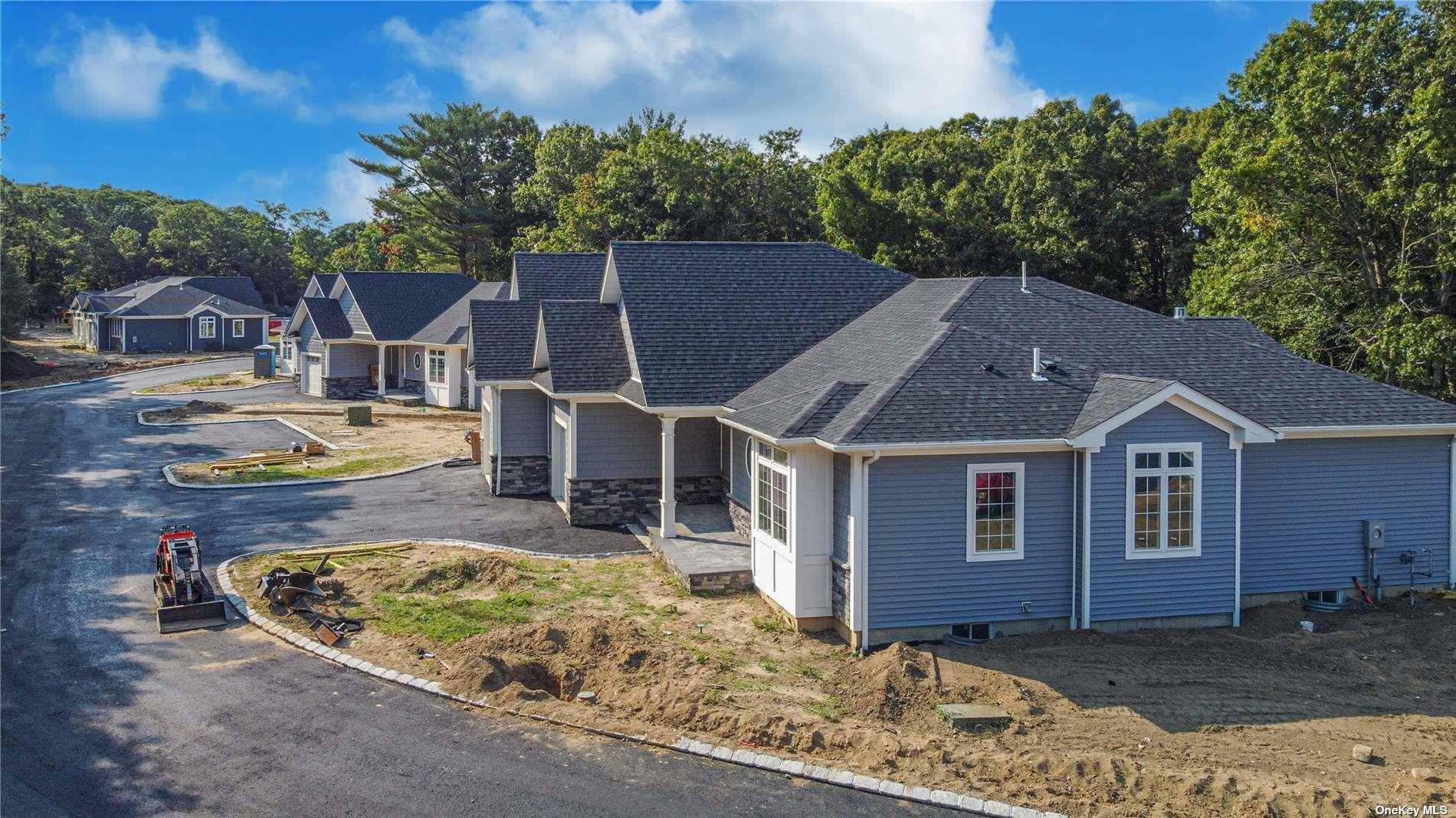 3 Primrose Lane # 3, Islandia, NY 11749