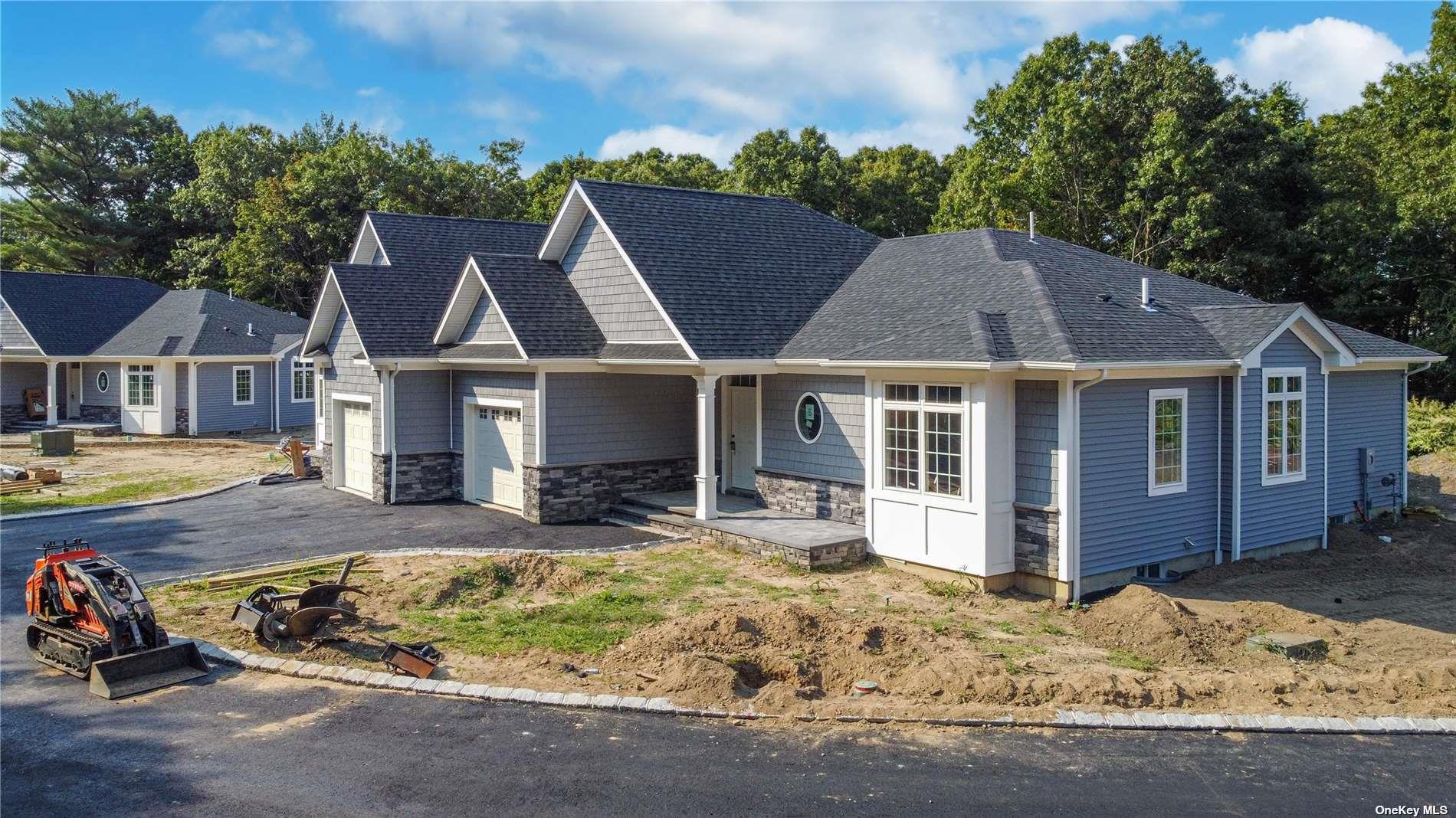 3 Primrose Lane # 3, Islandia, NY 11749