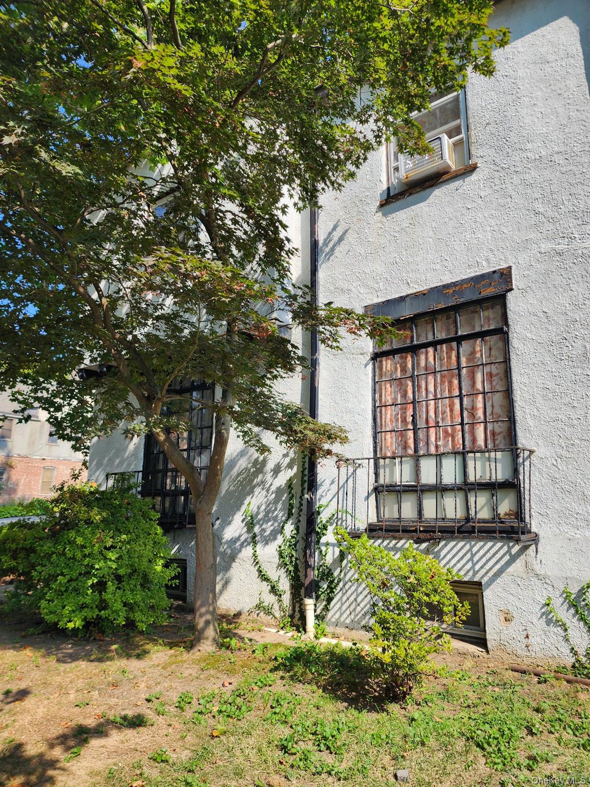 19 E Lincoln Avenue, Mount Vernon, NY 10552