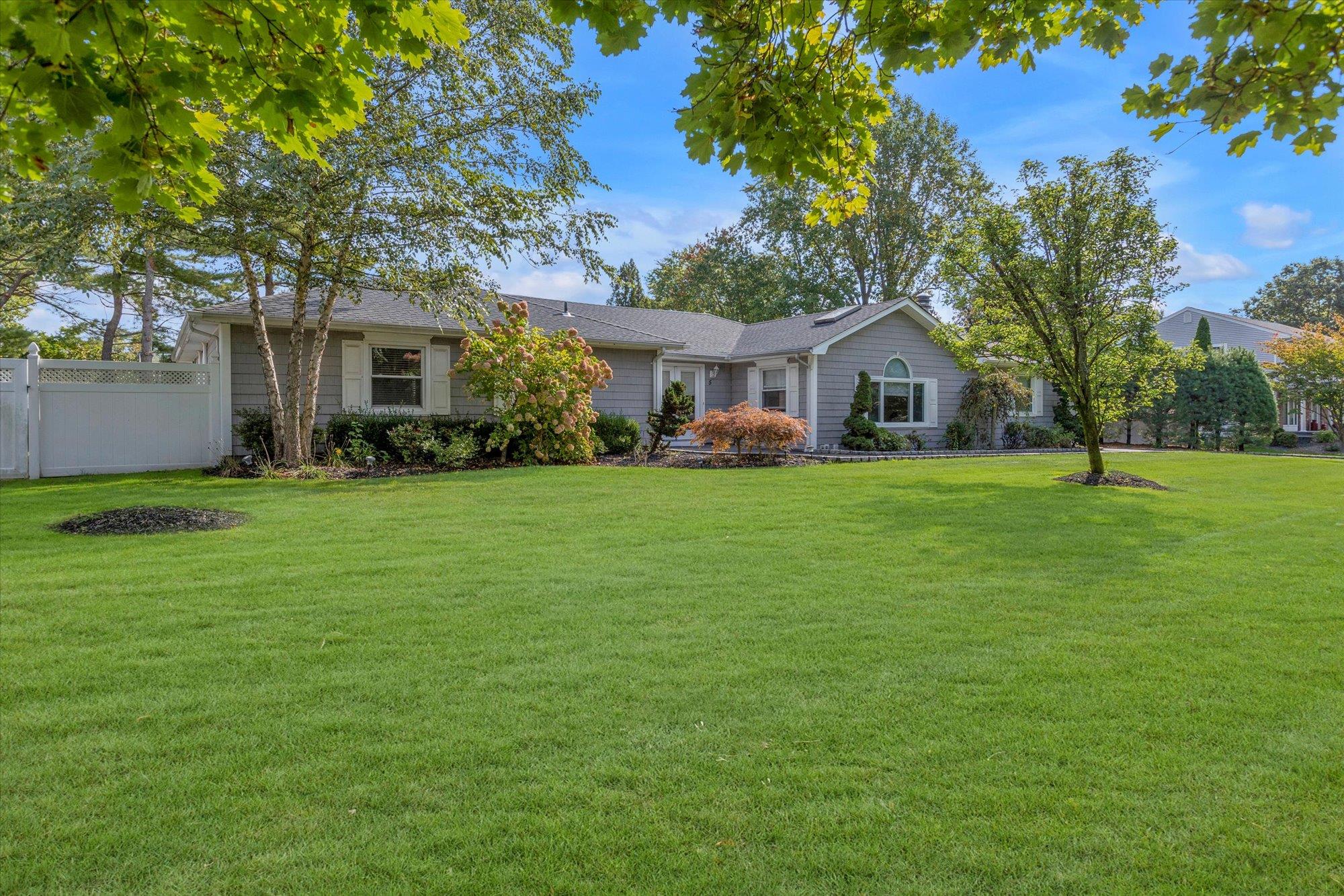 5 Crawford Drive, Dix Hills, NY 11746