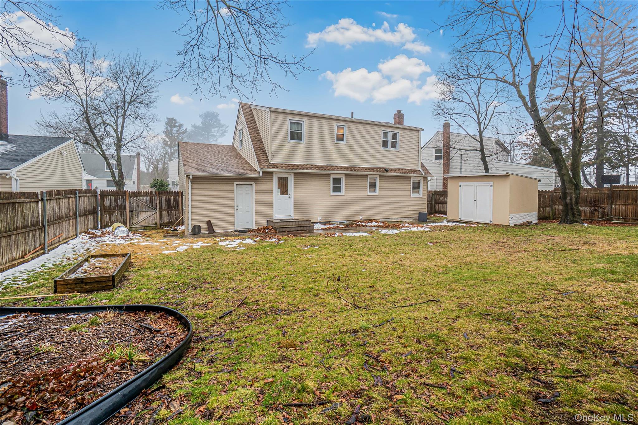 104 Radcliff Drive, East Norwich, NY 11732