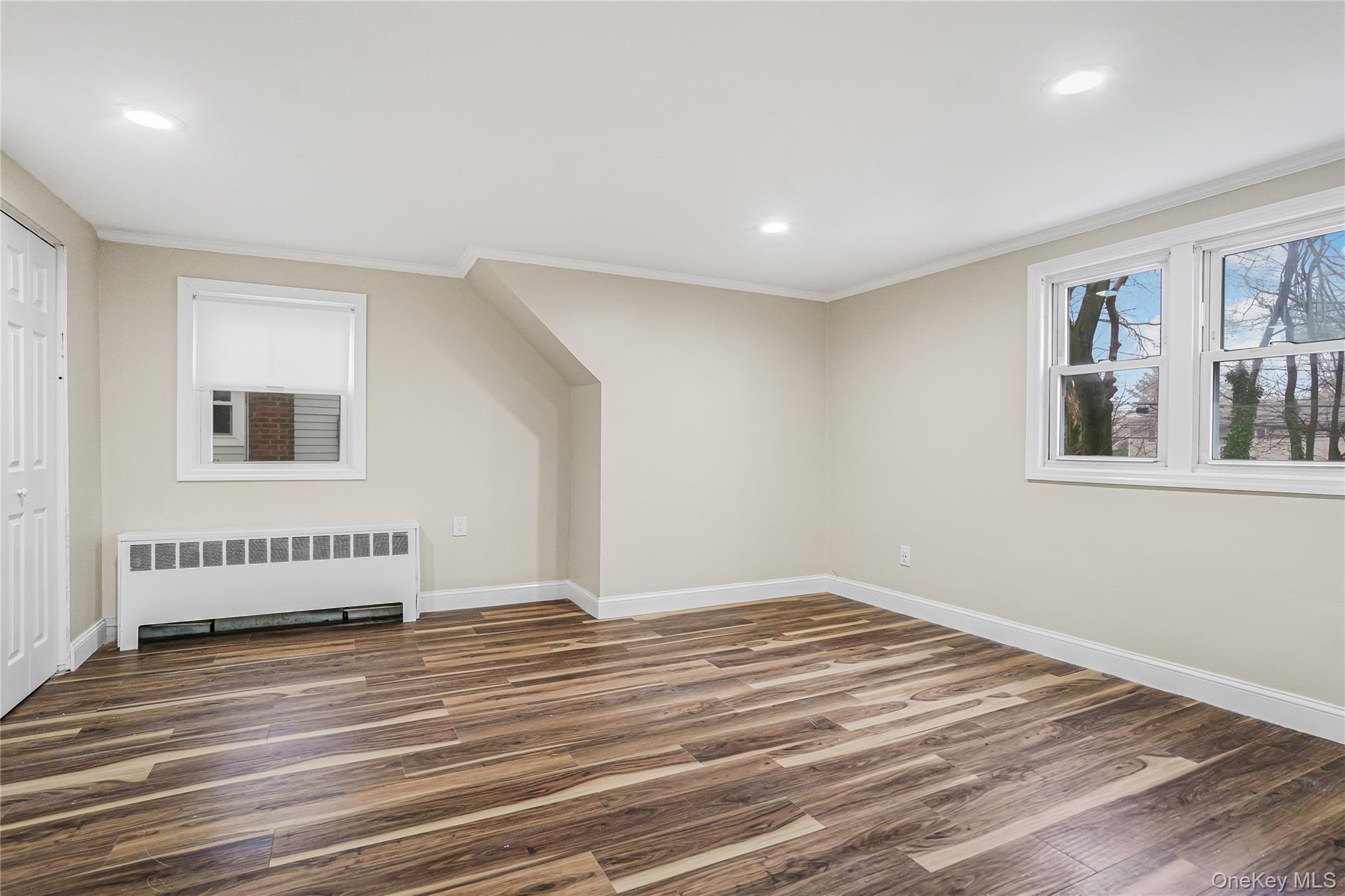 104 Radcliff Drive, East Norwich, NY 11732