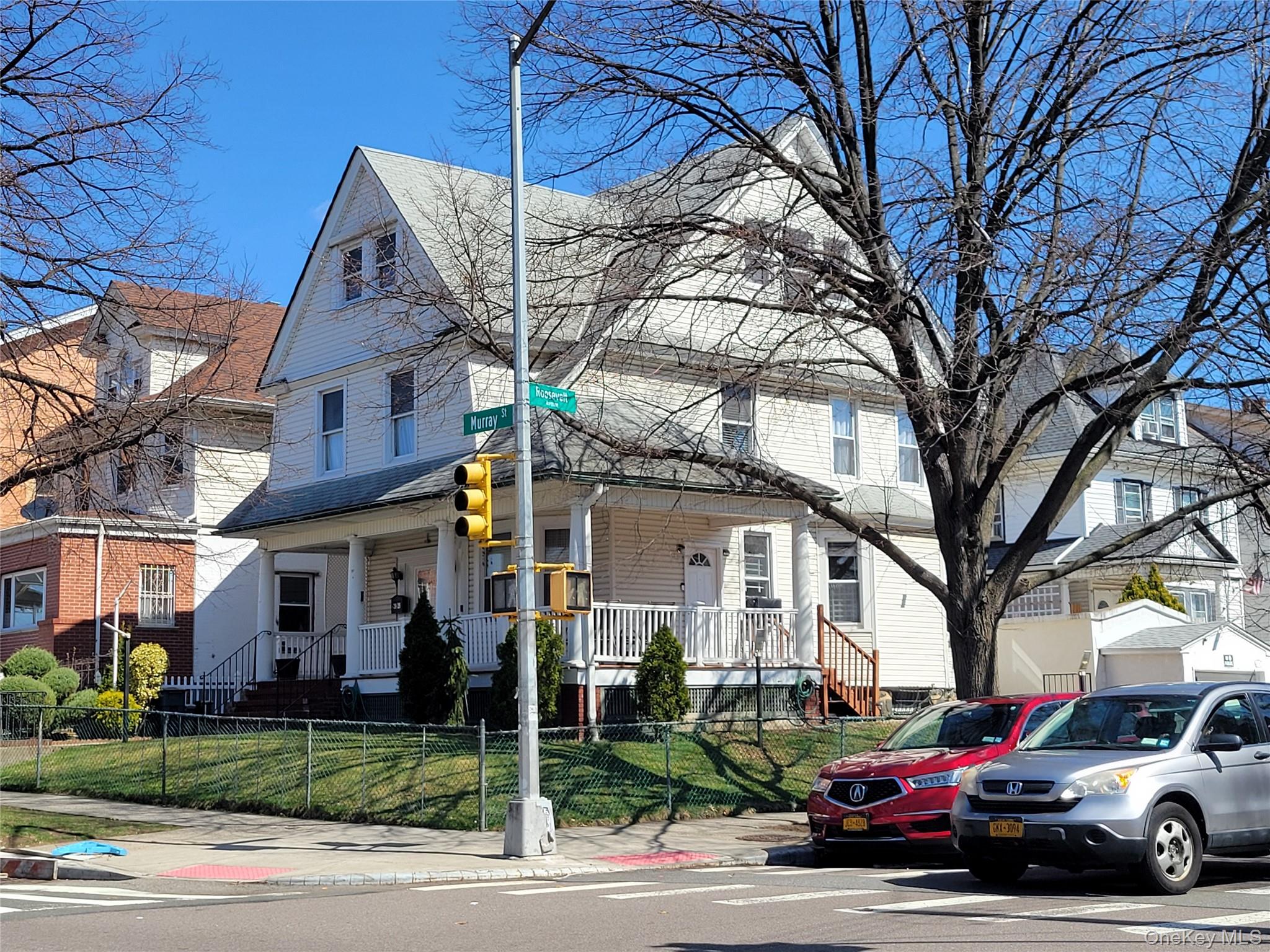 39-25 Murray Street, Flushing, NY 11354