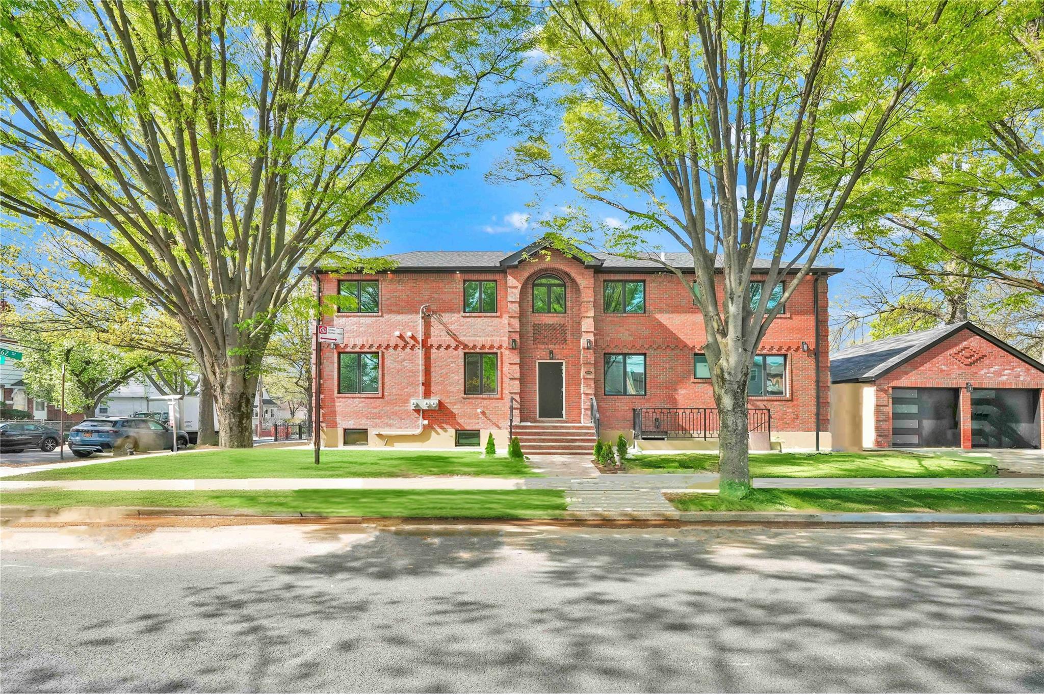 76-17 162 Street, Fresh Meadows, NY 11366
