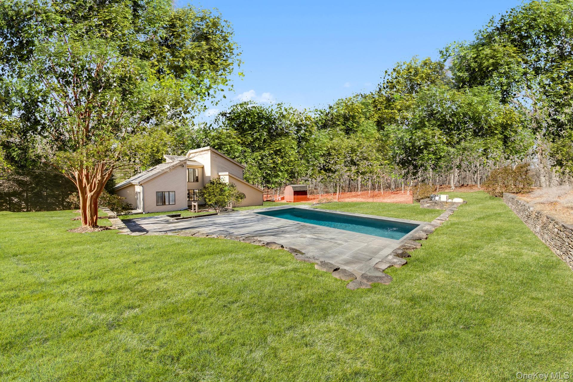 28 Pepperidge Lane, Amagansett, NY 11930