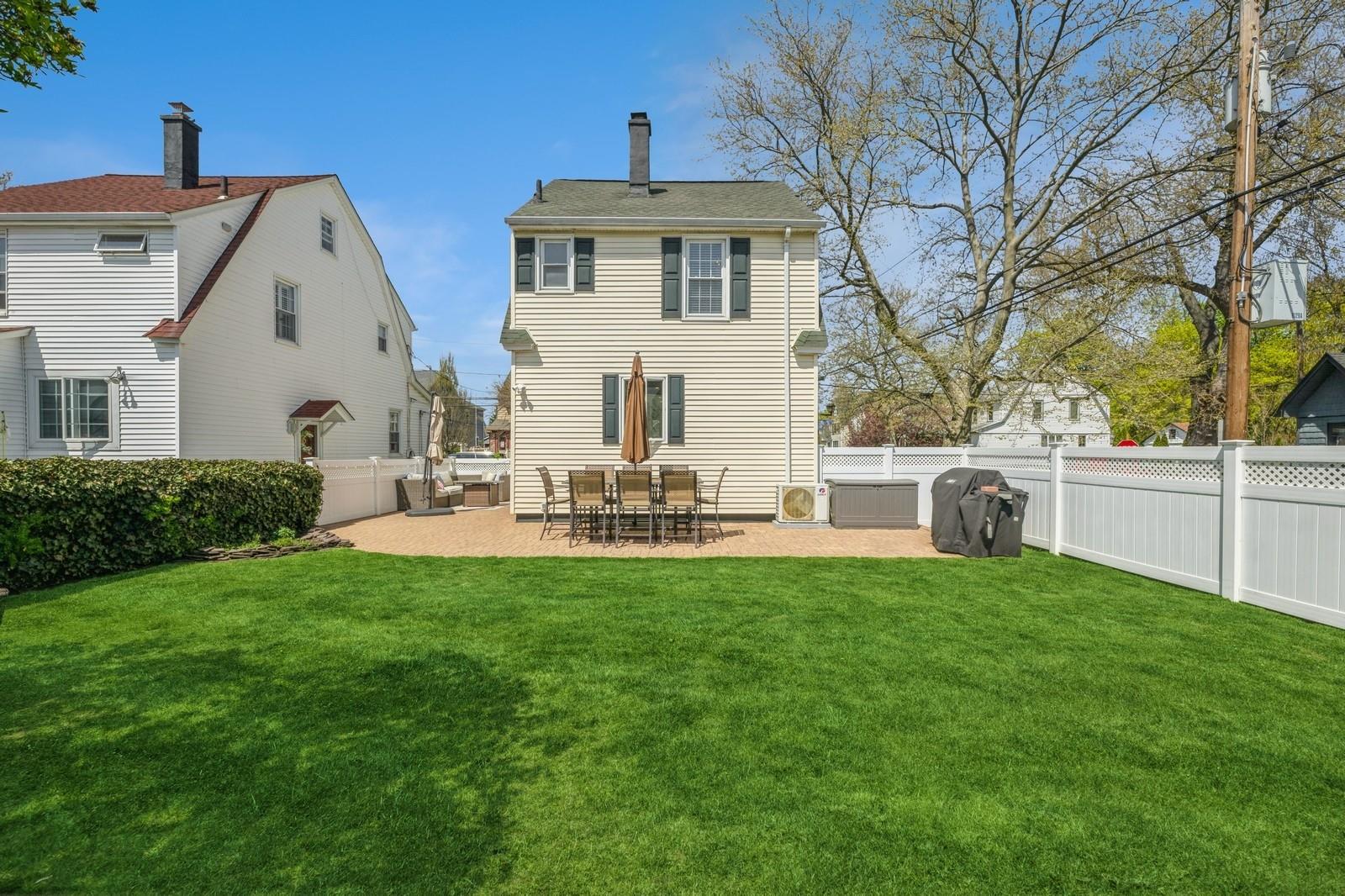 92 Cornell Street, Williston Park, NY 11596