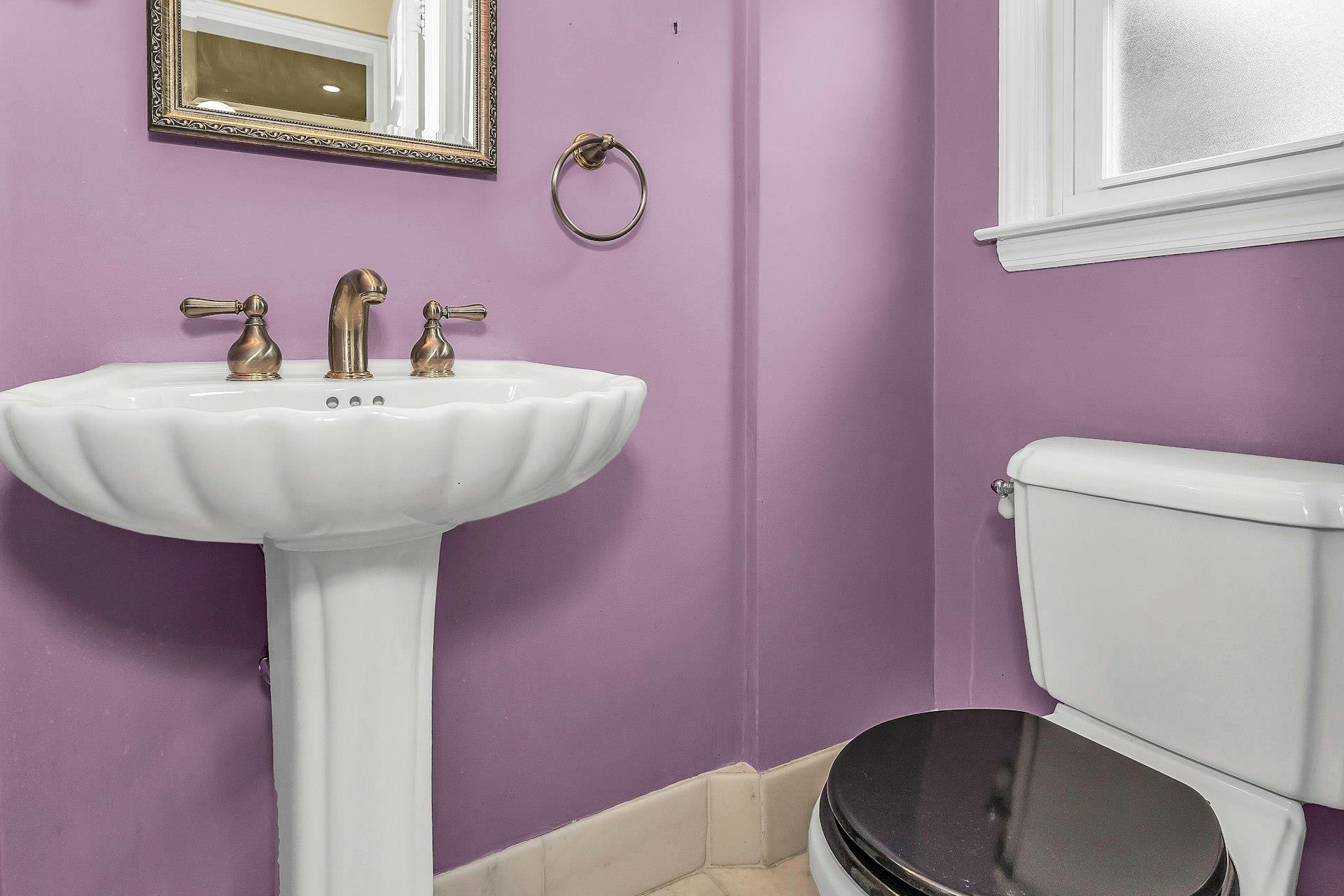 319 Maryland Avenue, Freeport, NY 11520