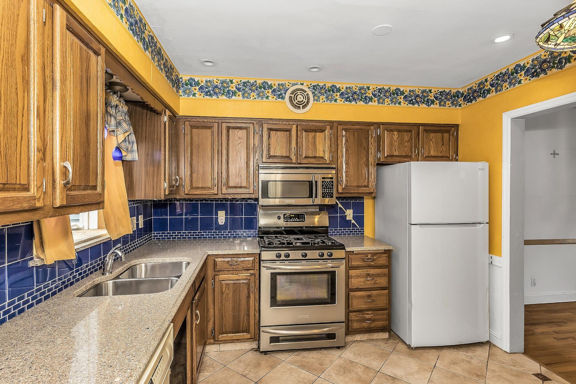 319 Maryland Avenue, Freeport, NY 11520