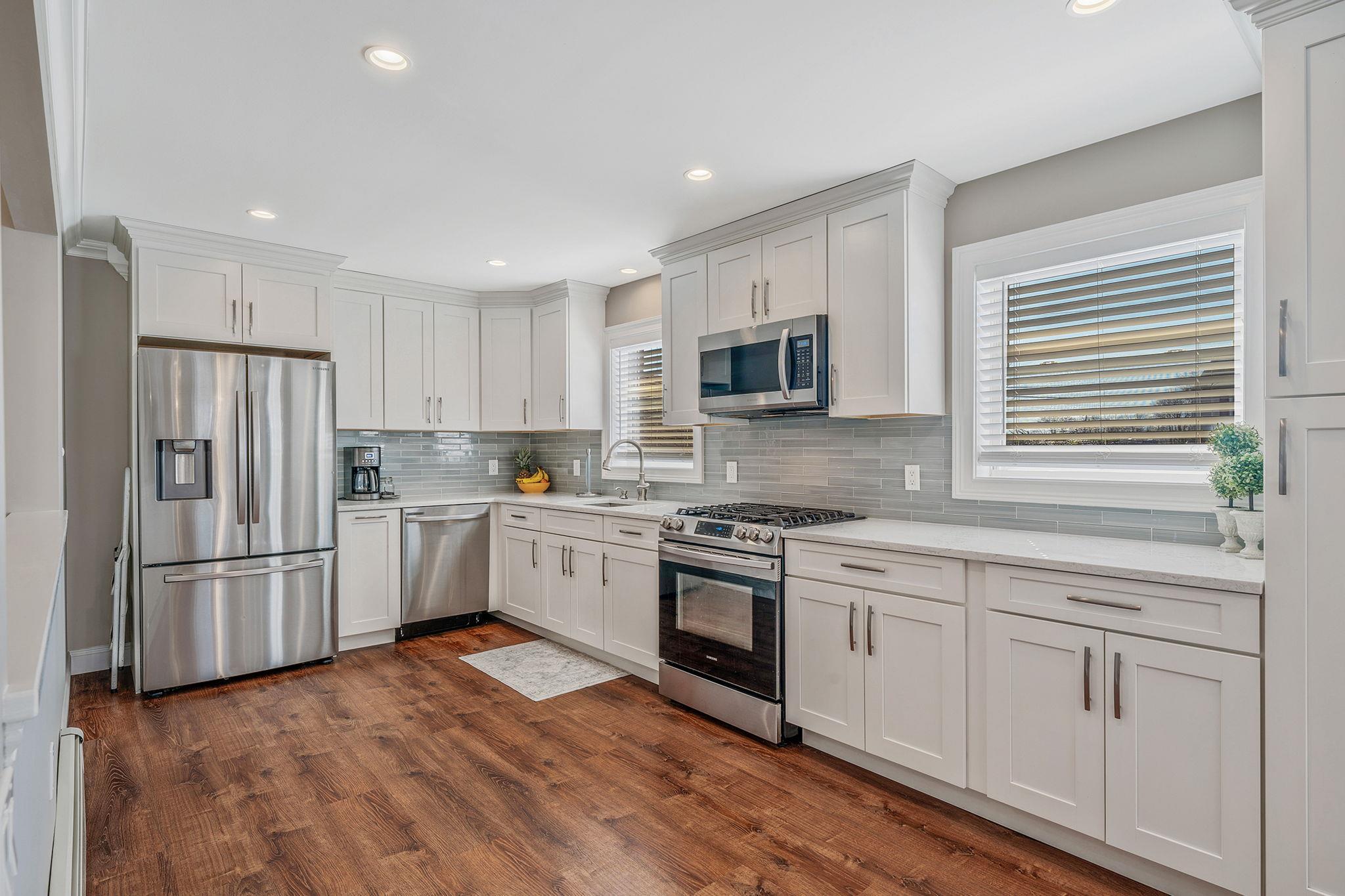 9 Paine Street, Lindenhurst, NY 11757