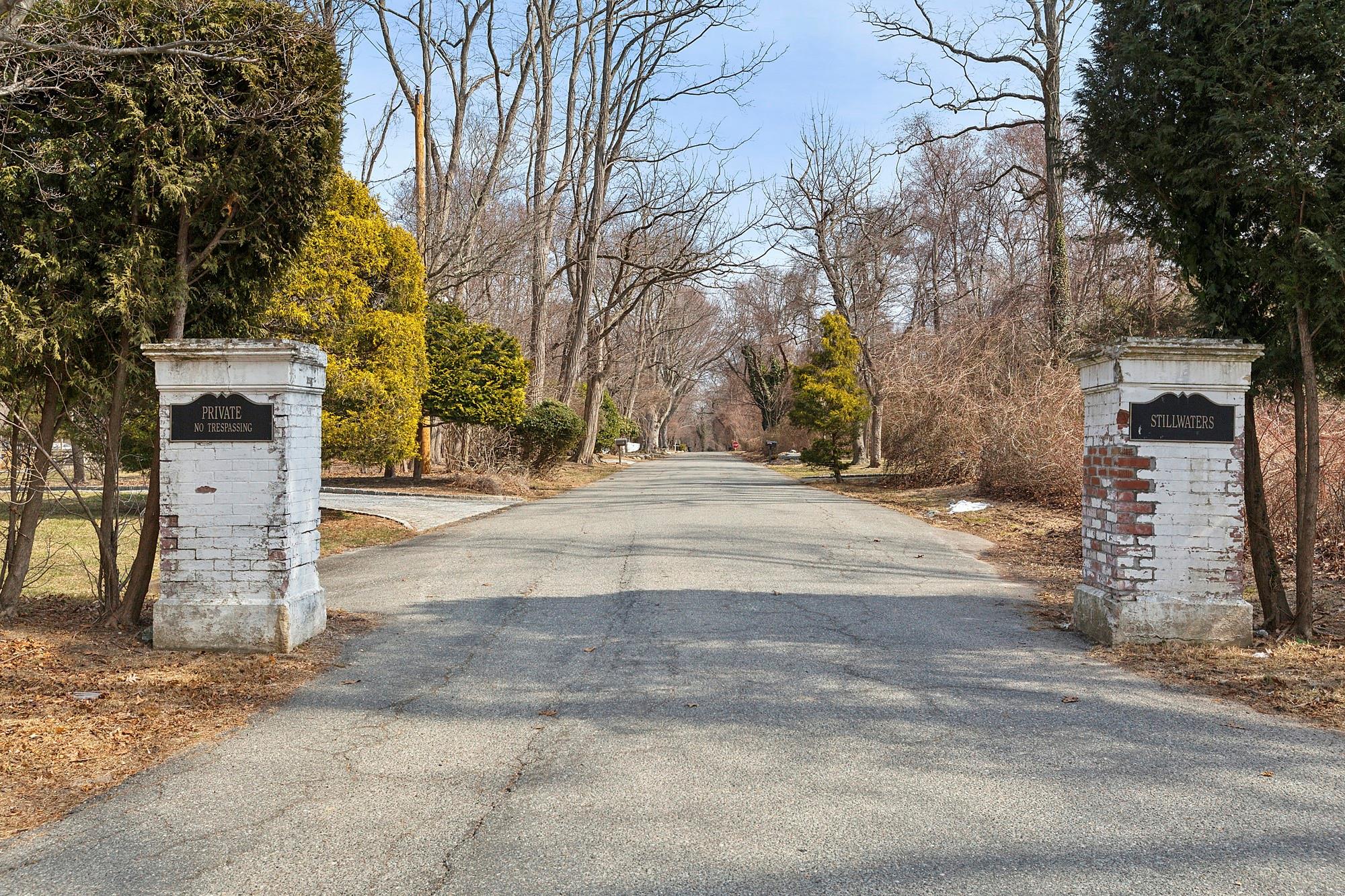 41 Stillwater Road, Nissequogue, NY 11780