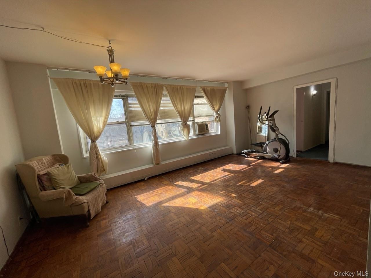 3 Fordham Hill Oval # 4G, Bronx, NY 10458