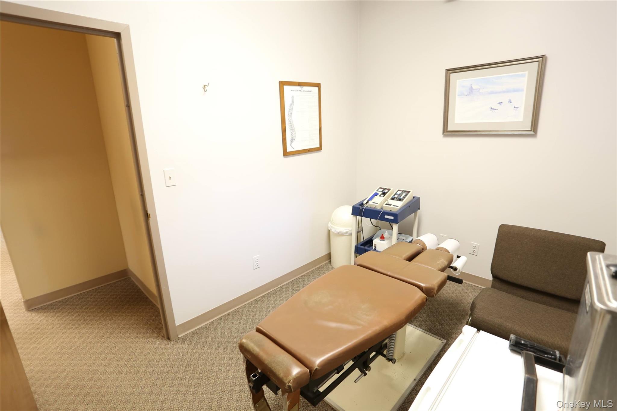 2 Strawtown Road, West Nyack, NY 10994