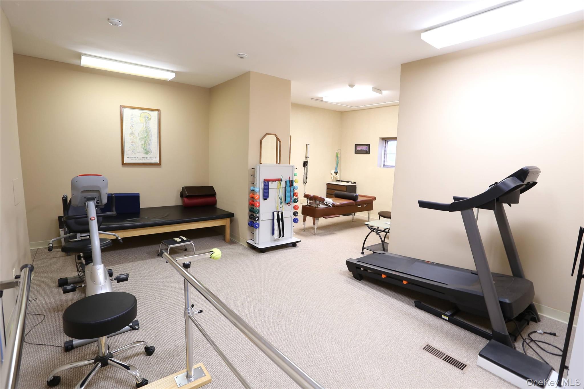 2 Strawtown Road, West Nyack, NY 10994