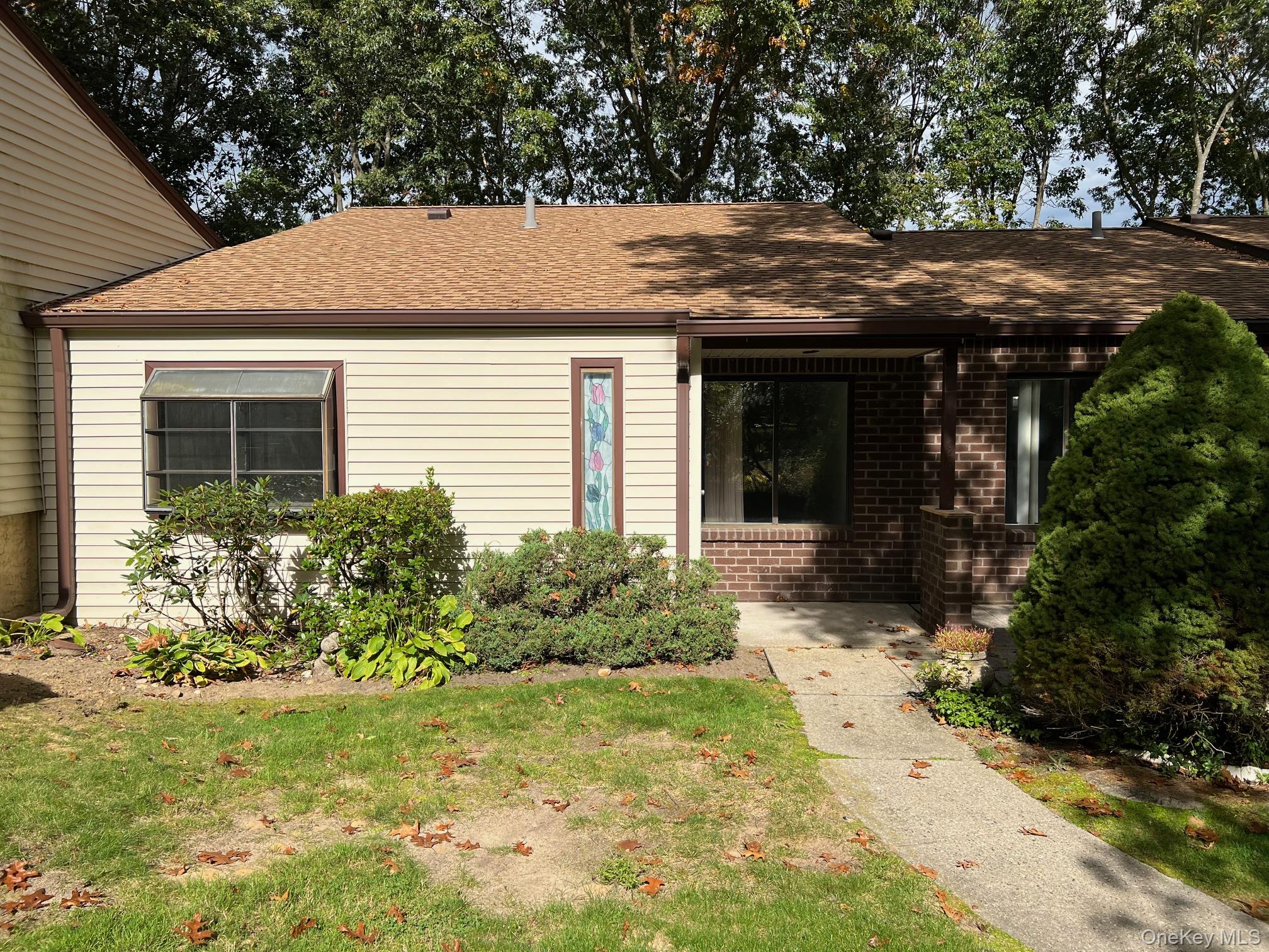 92 Birchwood Road, Coram, NY 11727