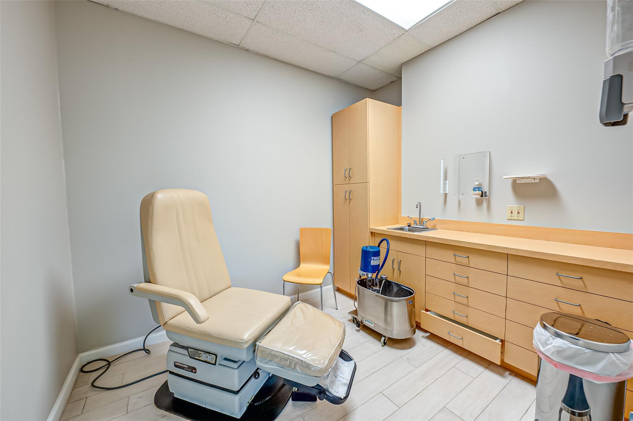 775 Park Avenue # 330A, Huntington, NY 11743