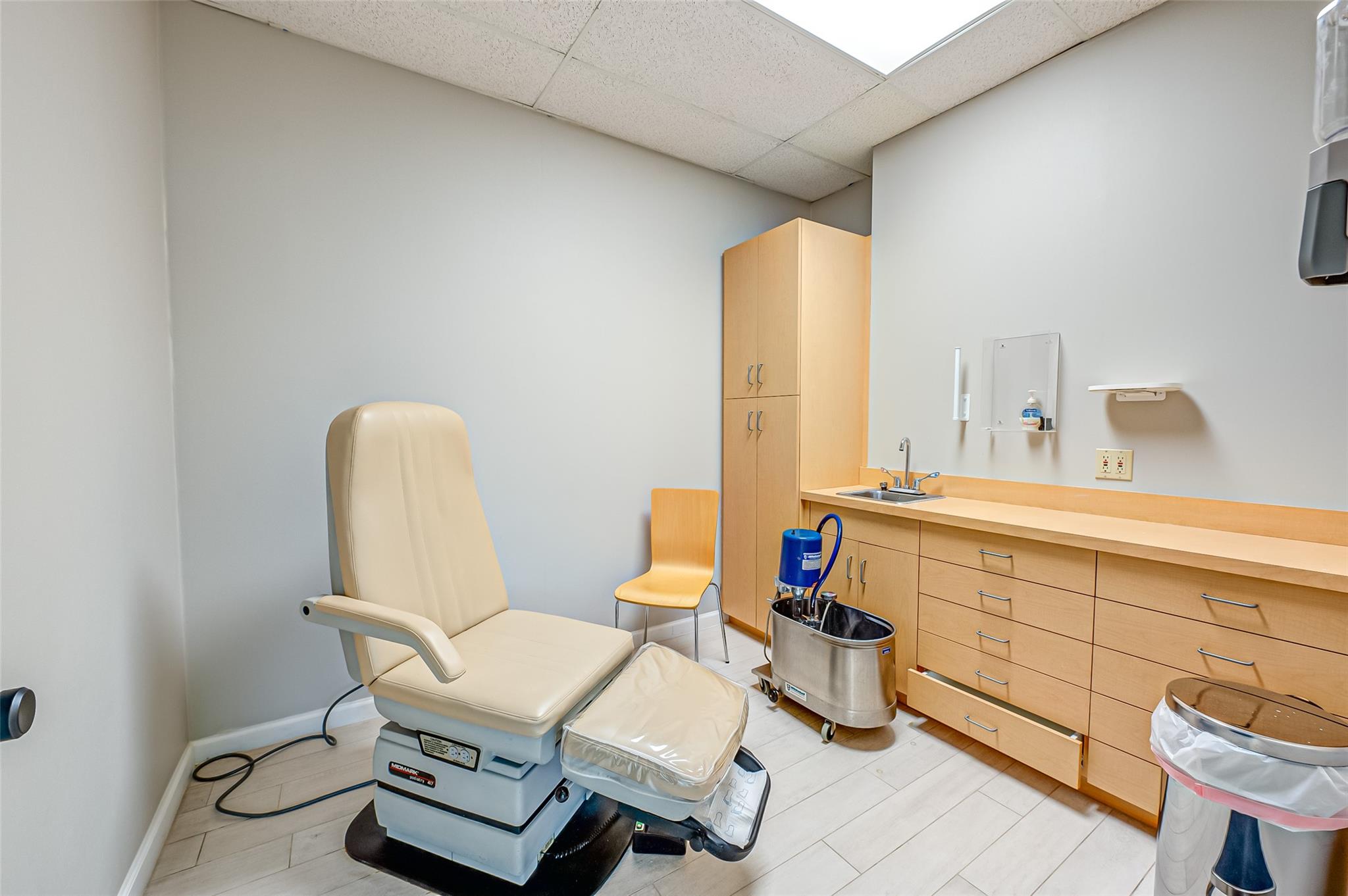 775 Park Avenue # 330A, Huntington, NY 11743