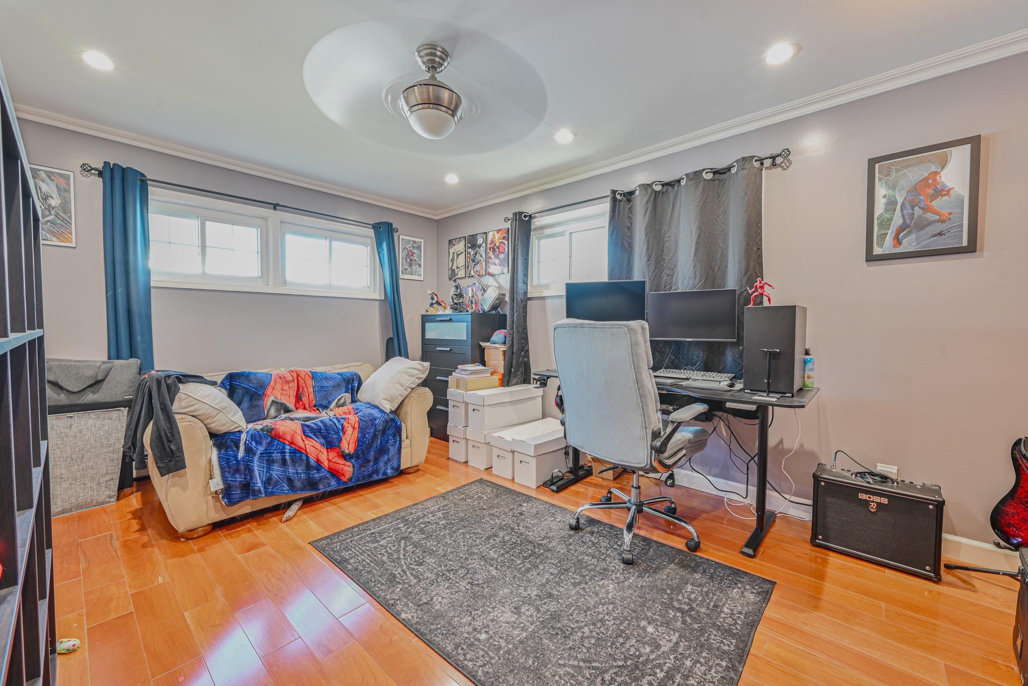 1069 Hastings St, Baldwin, NY 11510