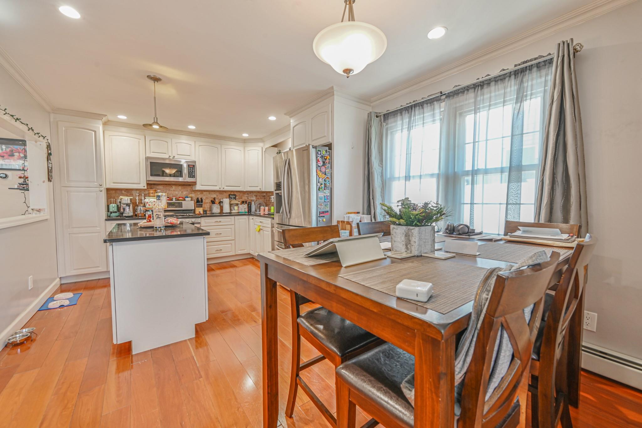 1069 Hastings St, Baldwin, NY 11510