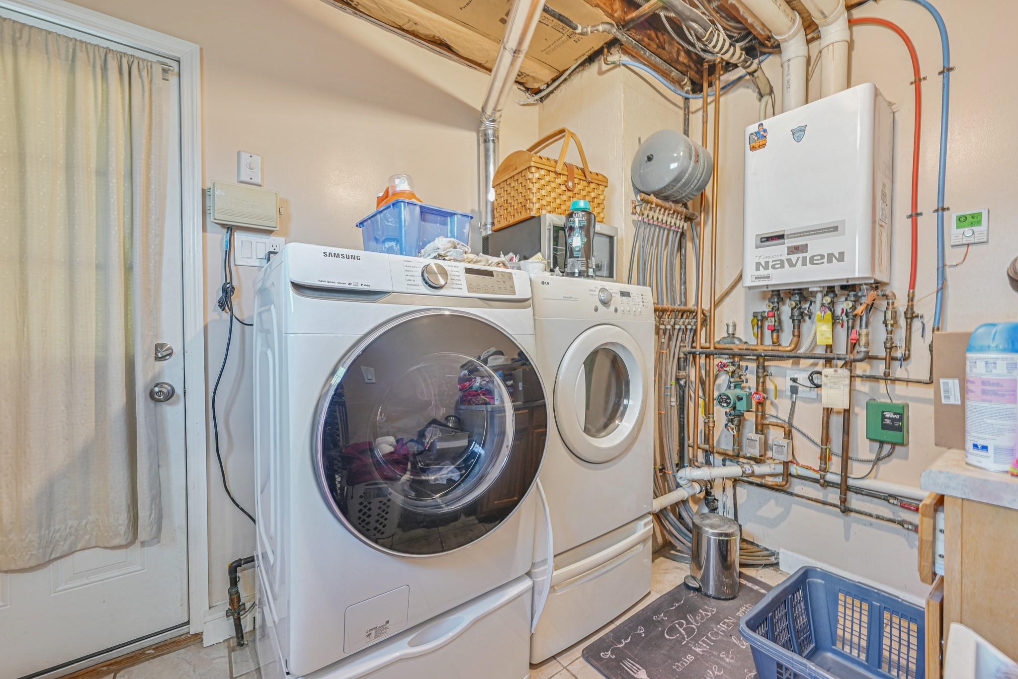1069 Hastings St, Baldwin, NY 11510