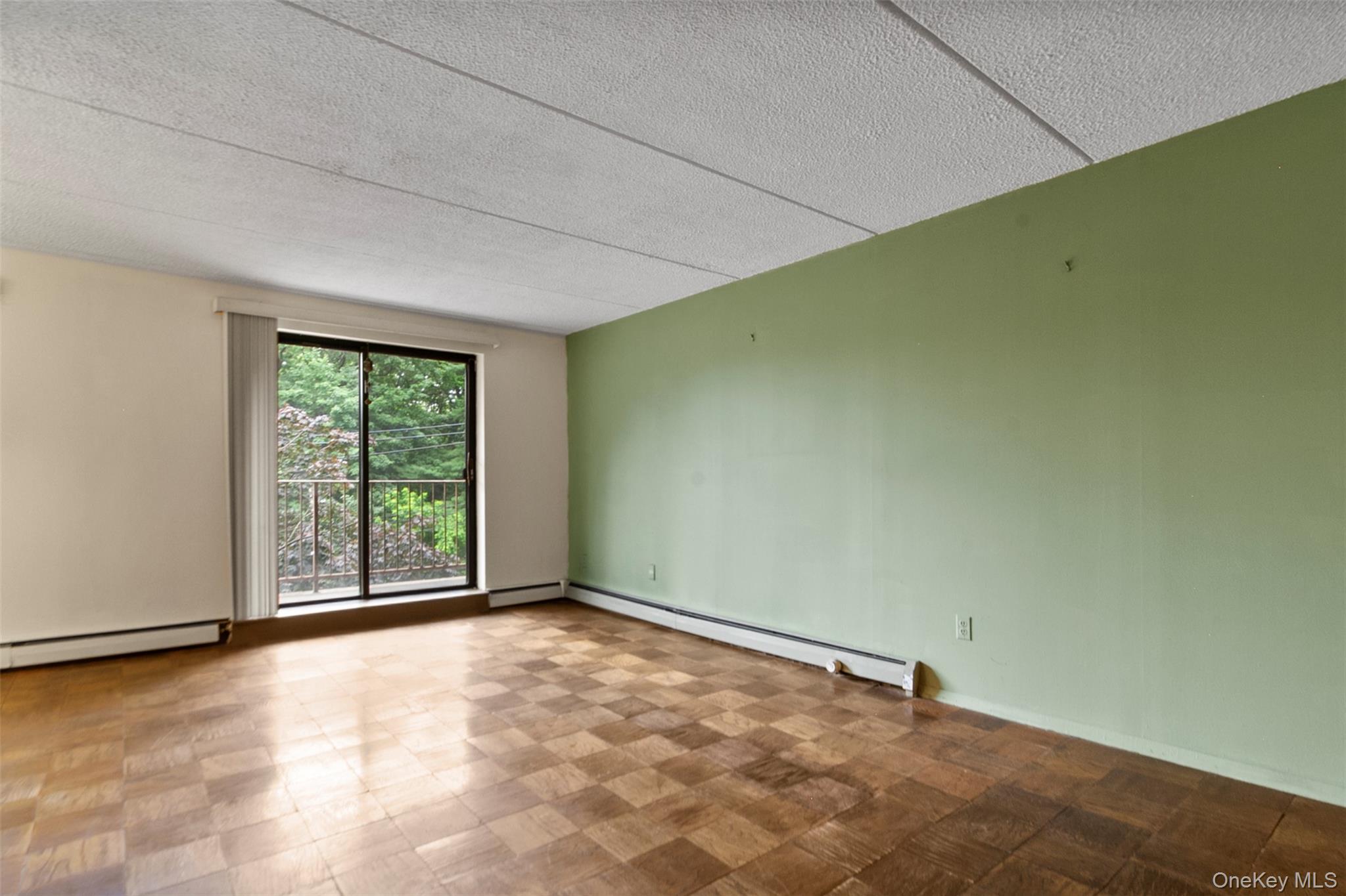 687 Bronx River Road # 2A, Yonkers, NY 10704