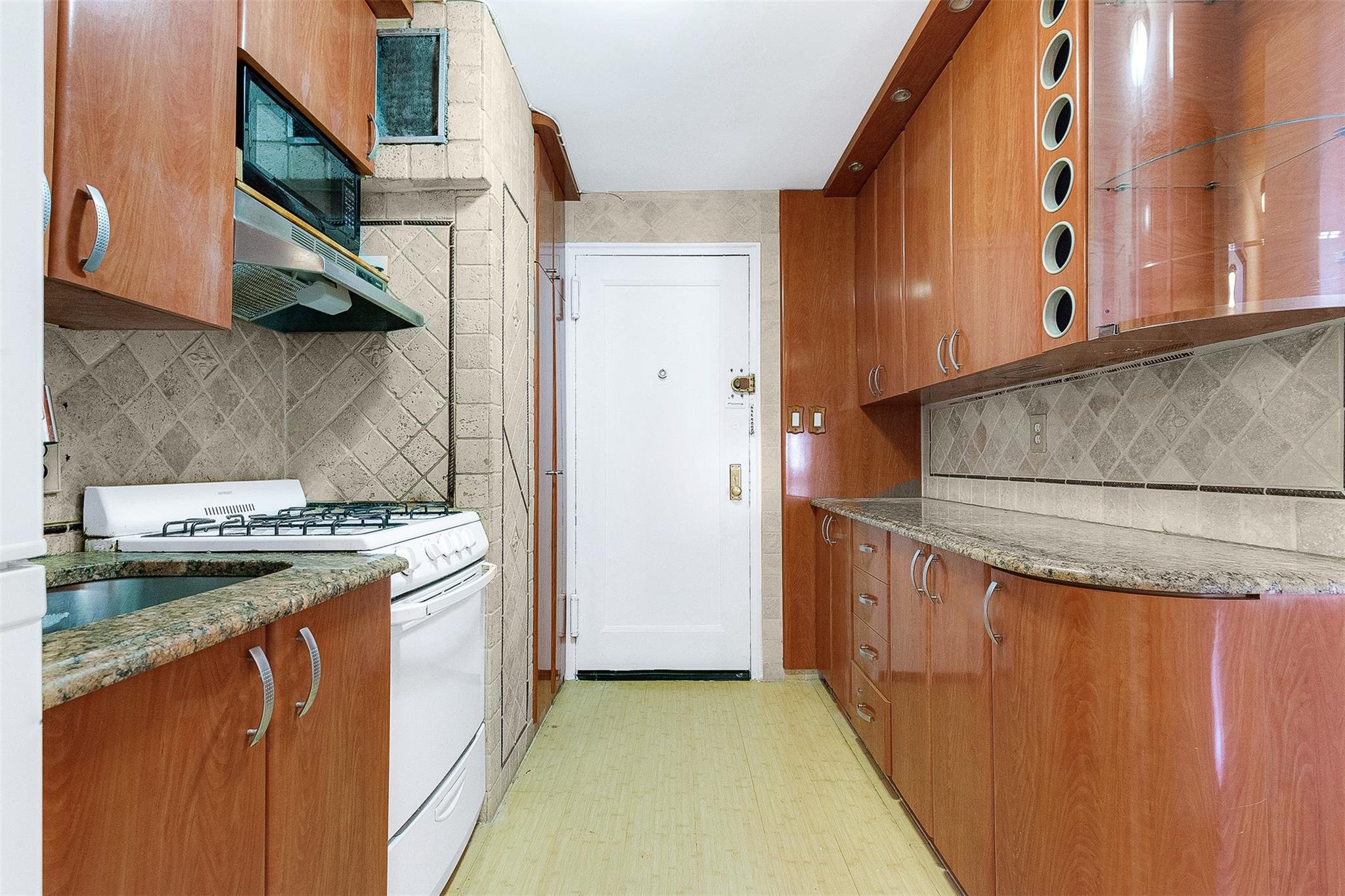 65-35 Yellowstone Blvd # 4C, Forest Hills, NY 11375