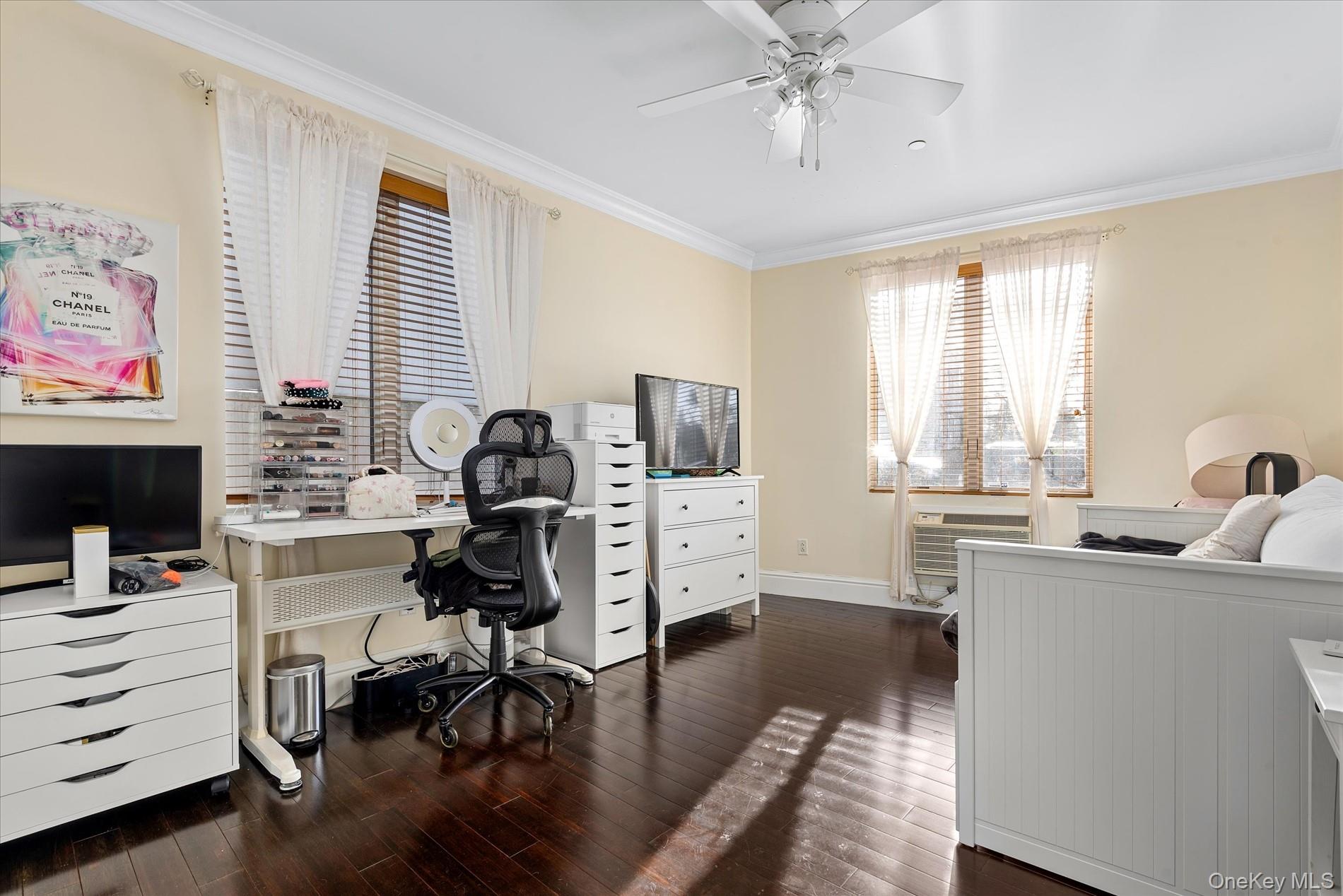 66-41 69th Street # G1, Middle Village, NY 11379