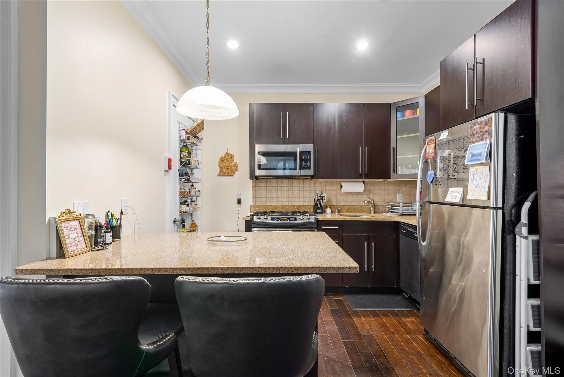 66-41 69th Street # G1, Middle Village, NY 11379