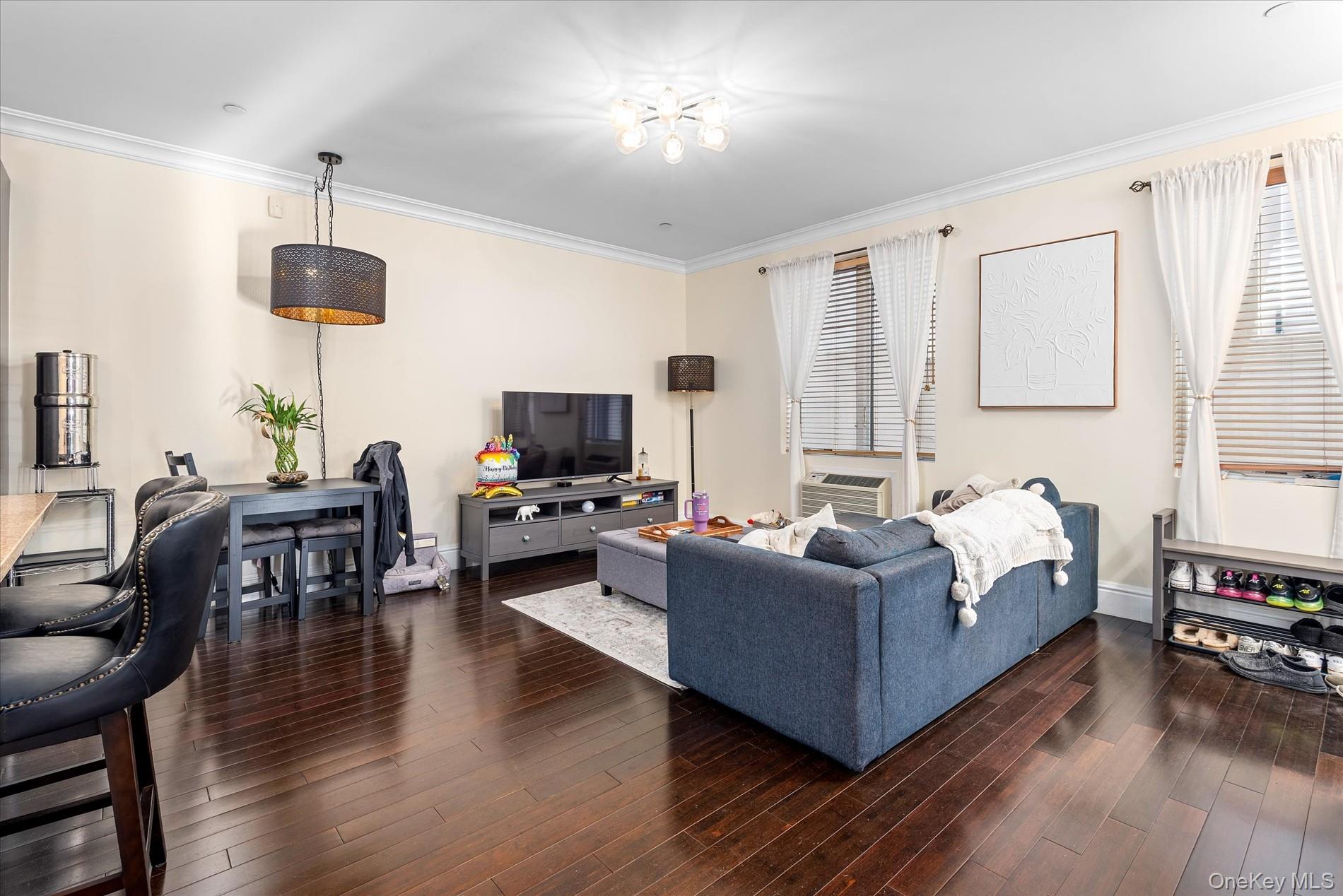 66-41 69th Street # G1, Middle Village, NY 11379