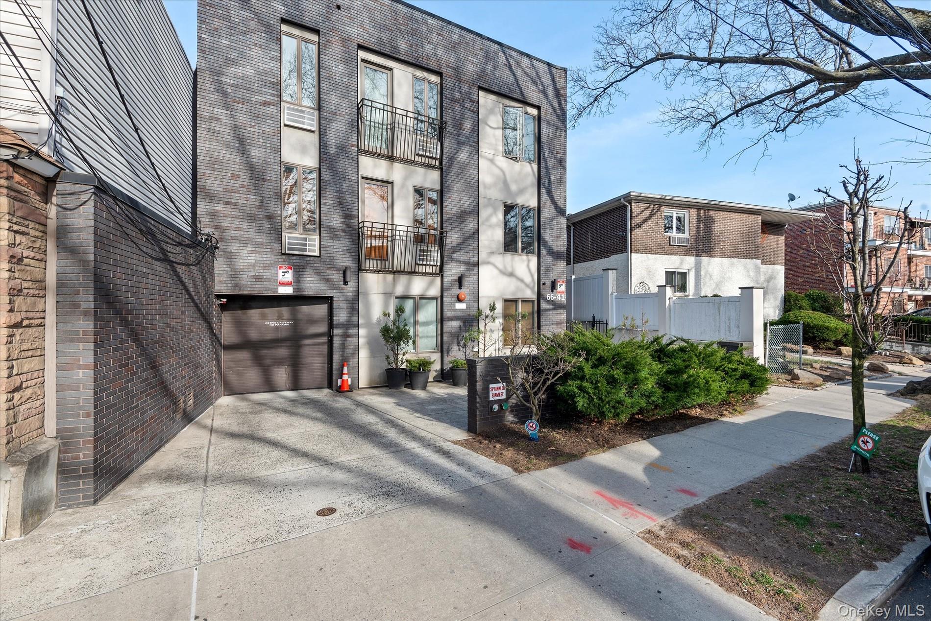 66-41 69th Street # G1, Middle Village, NY 11379