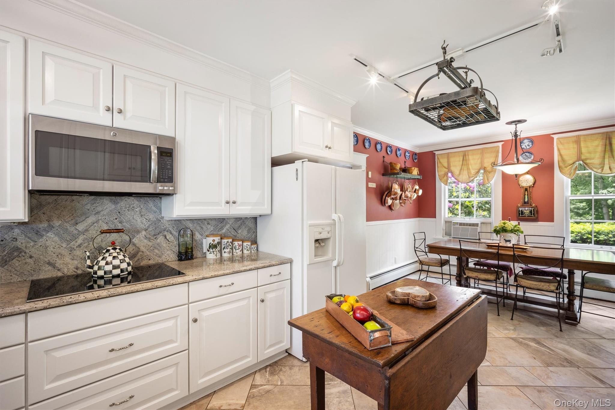 79 Balmville Road, Balmville, NY 12550