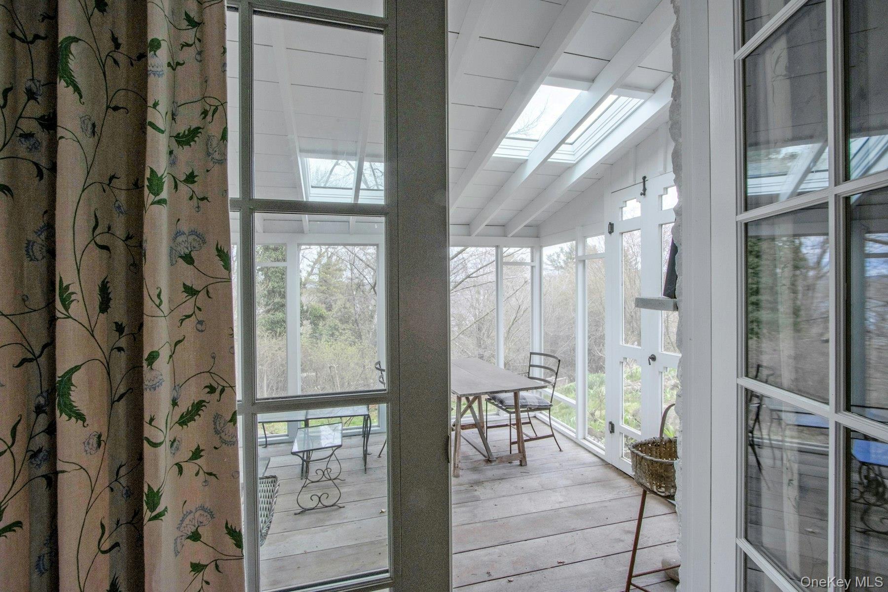 75 Washington Spring Road, Palisades, NY 10964