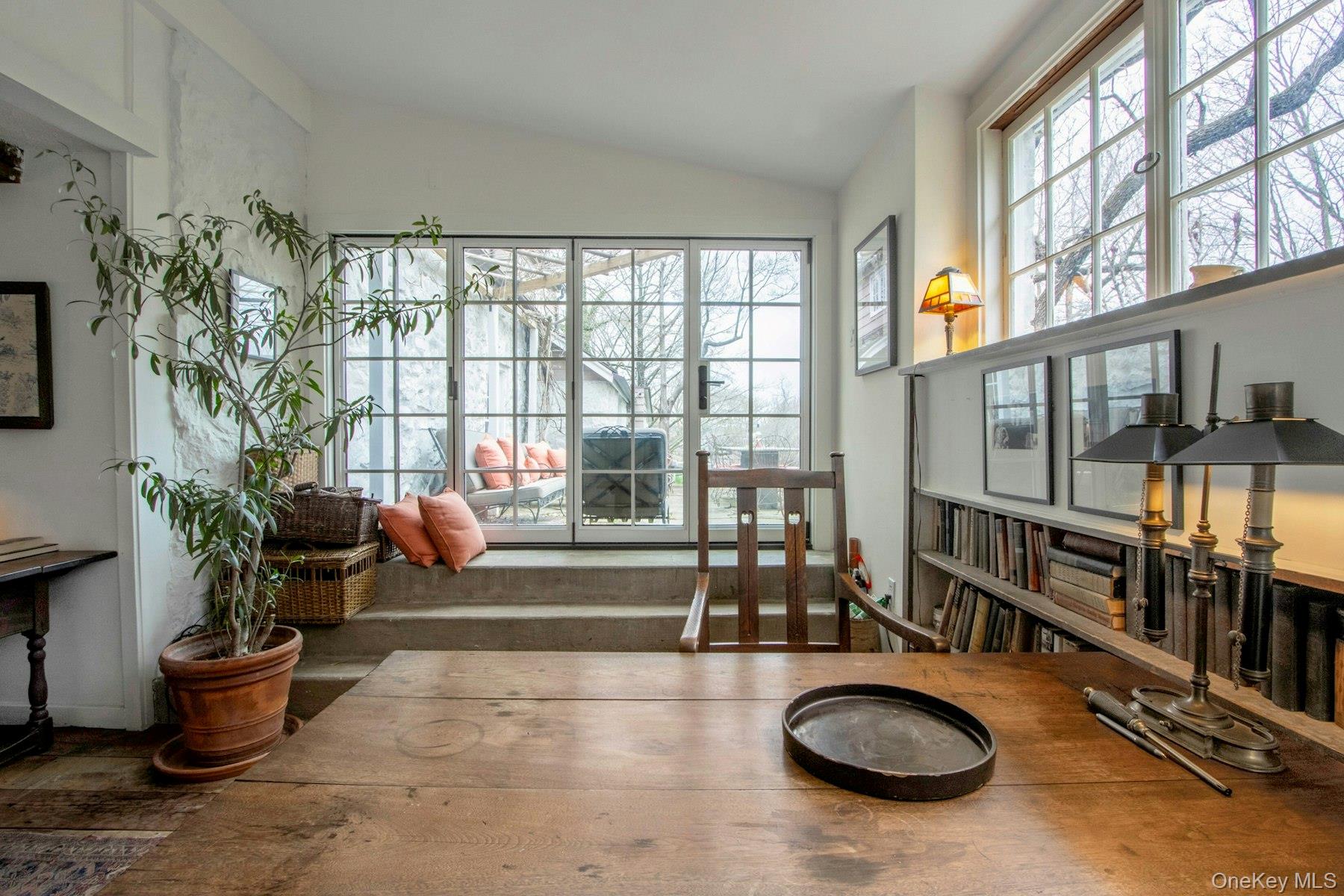 75 Washington Spring Road, Palisades, NY 10964