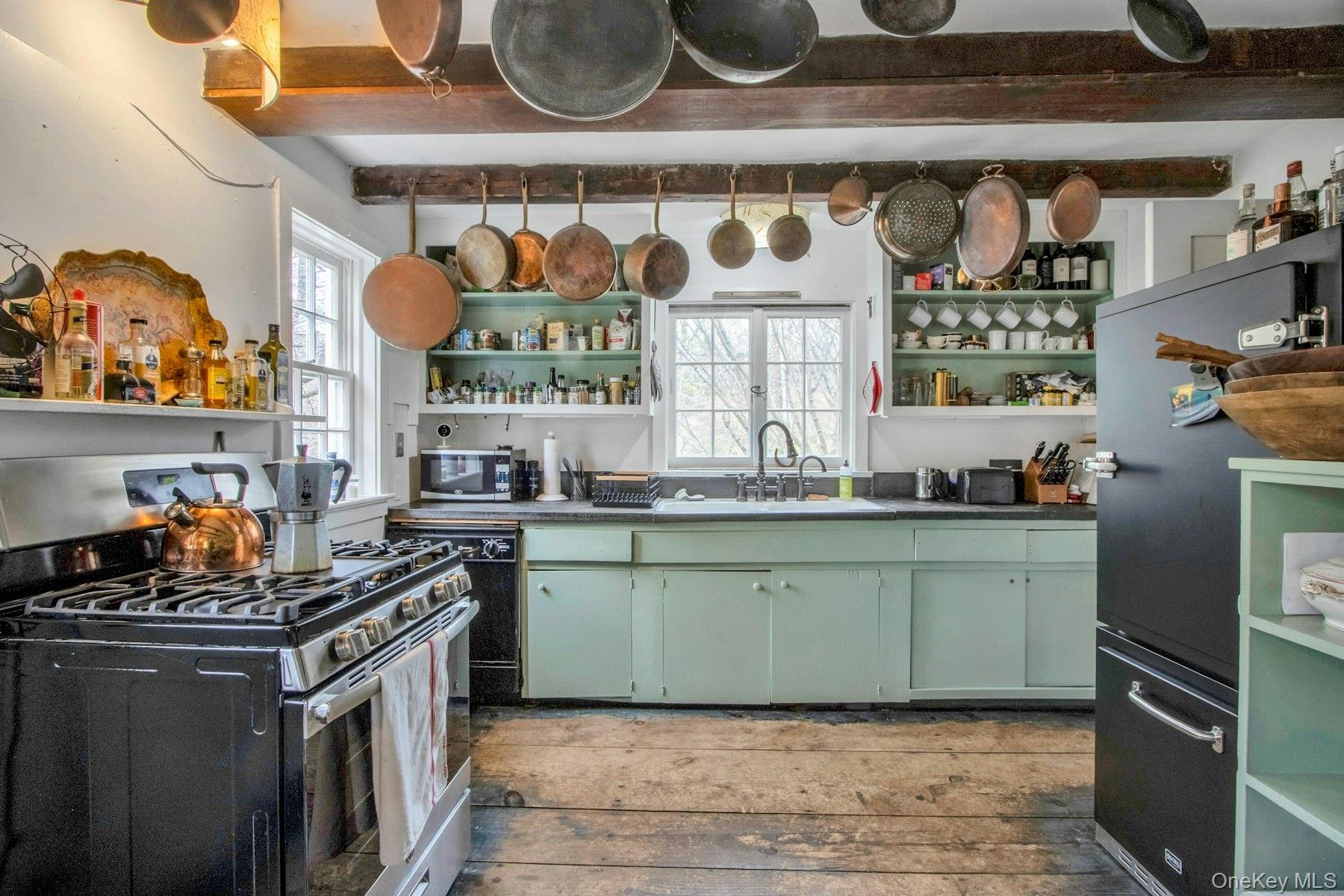 75 Washington Spring Road, Palisades, NY 10964